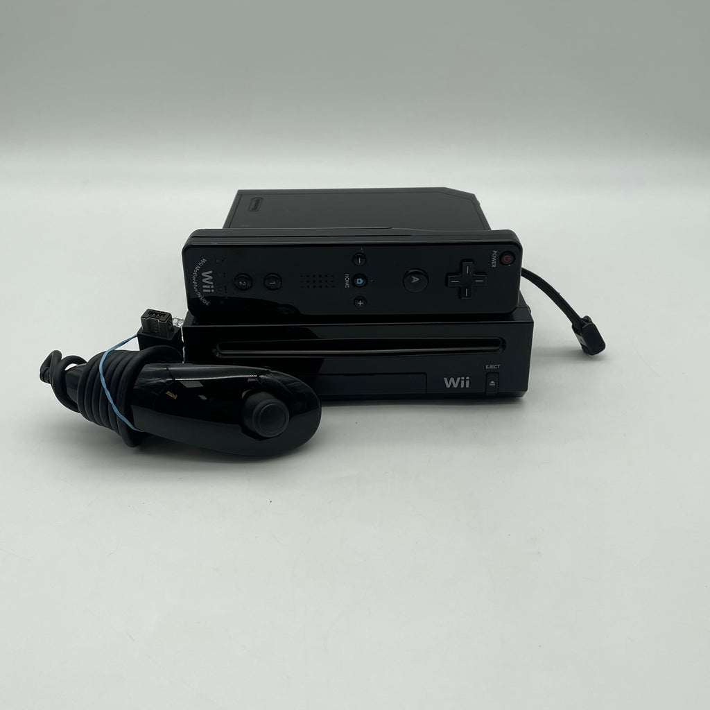 Nintendo Wii RVL-001 2006 Bundle w/ Wii remote and Nunchuck
