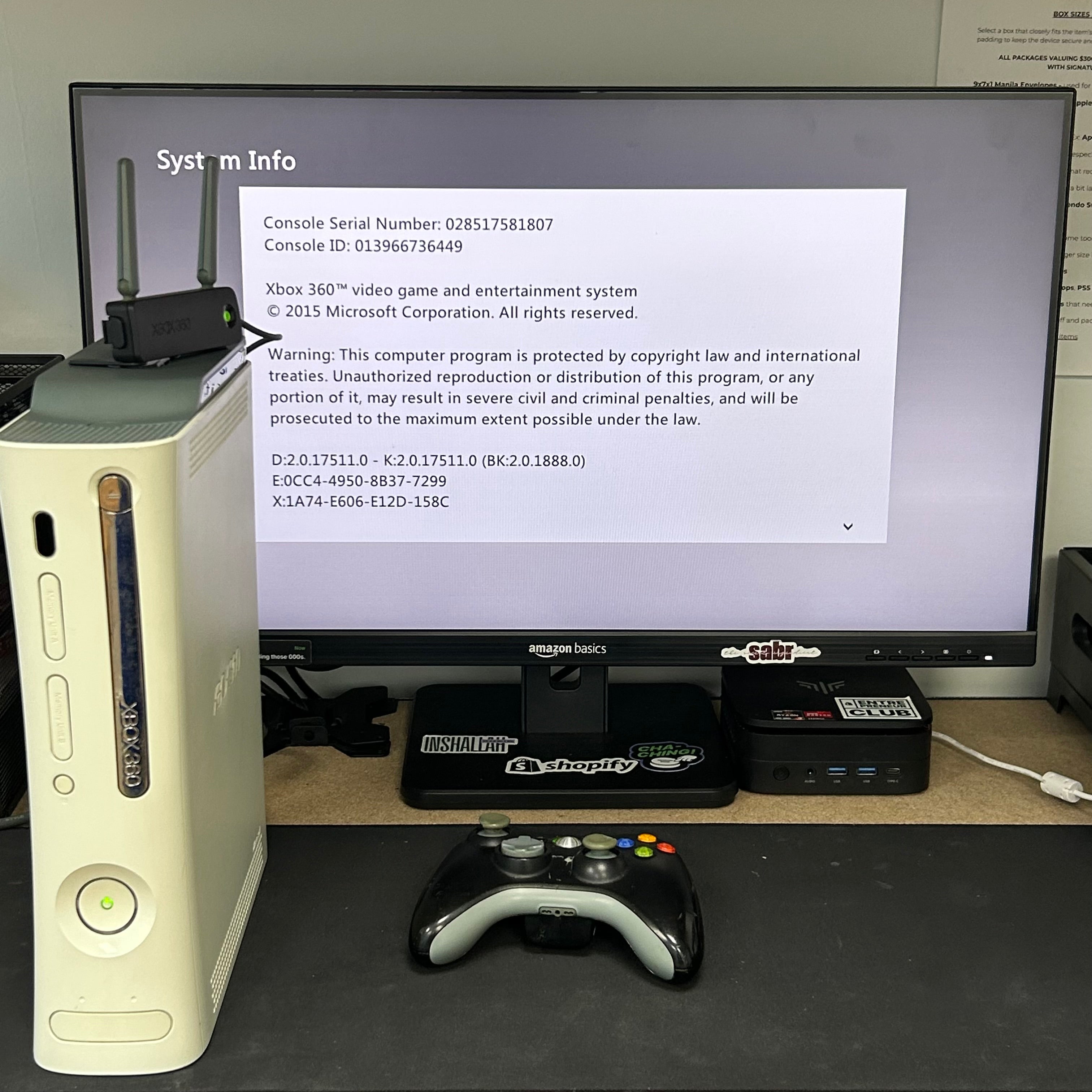 Microsoft Xbox 360 Console Bundle White 20GB Bundle - FOR PARTS/REPAIRS
