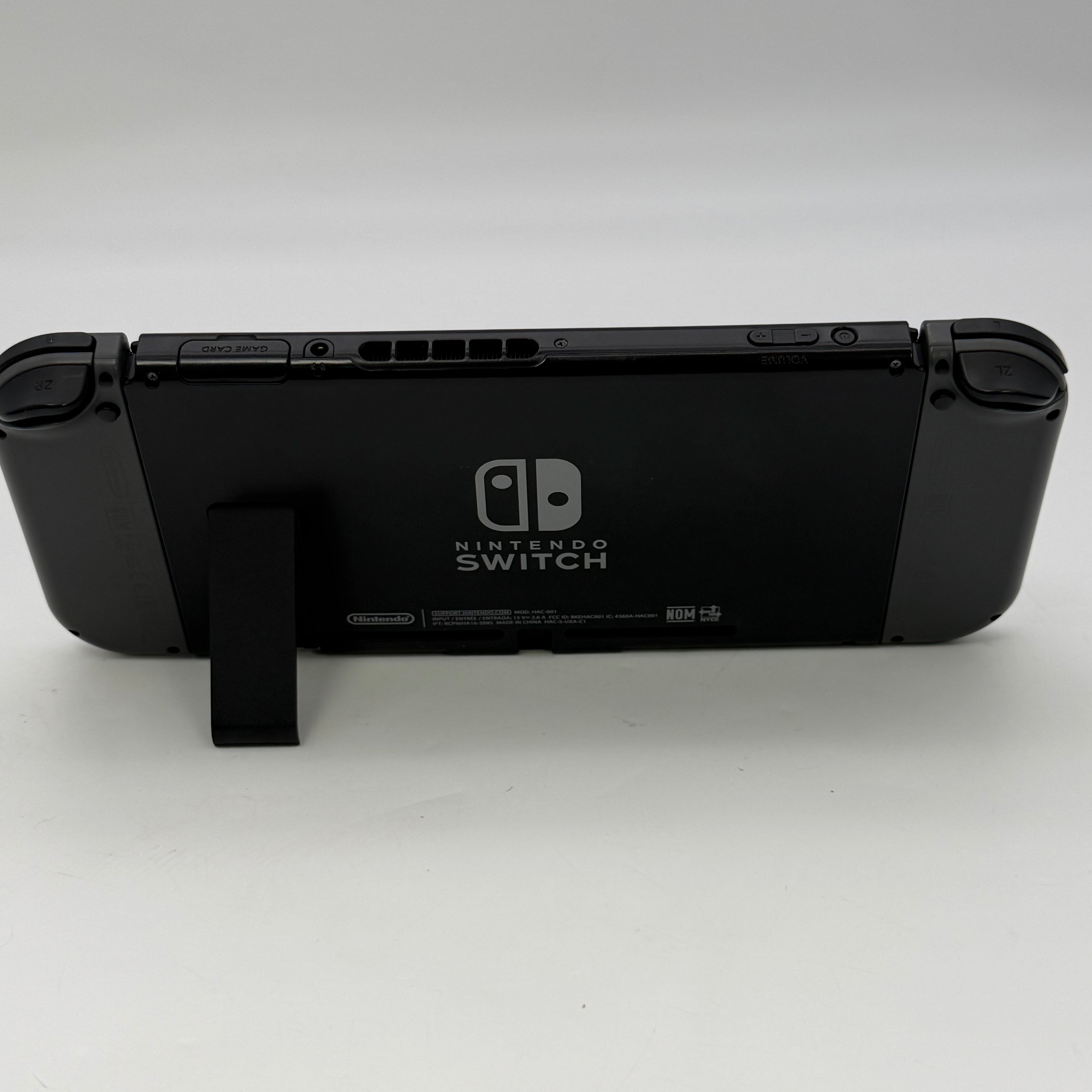 Nintendo Switch HAC-001 32GB Console with Gray Joy‑Cons Bundle - Tested