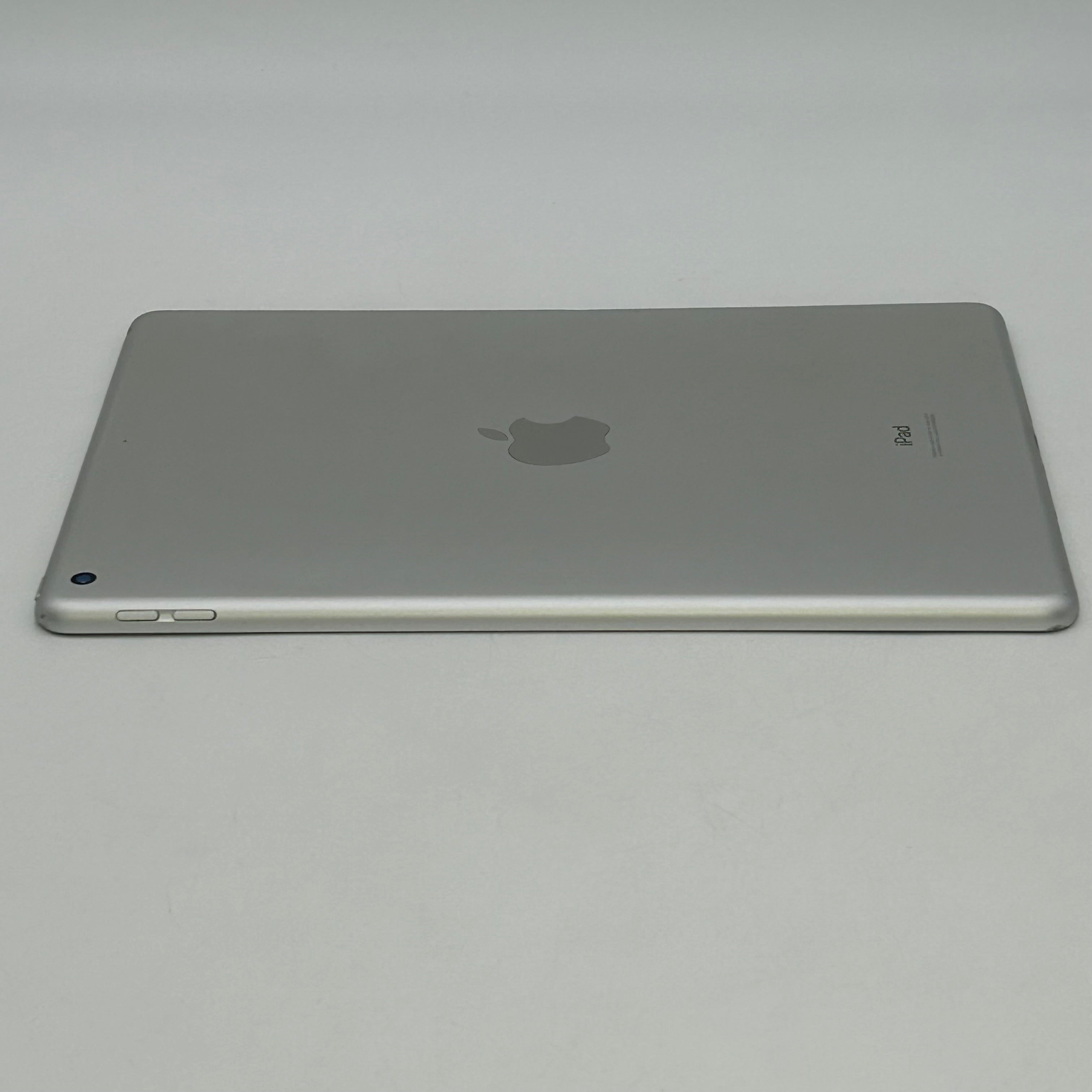Apple iPad 8th Gen A2270 (Wi-Fi) - 128GB - Silver