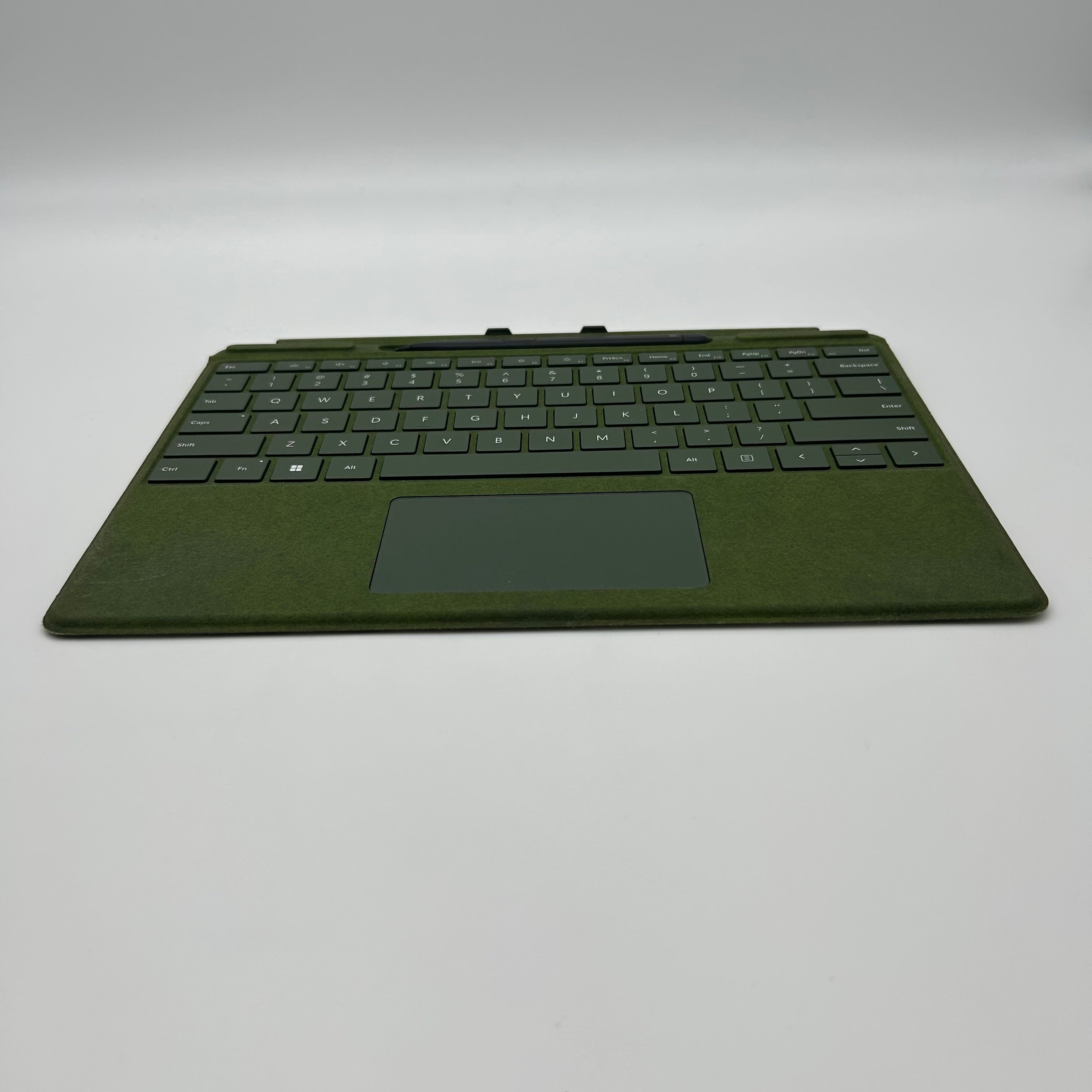 Microsoft Signature Keyboard with Slim Pen 2 Used