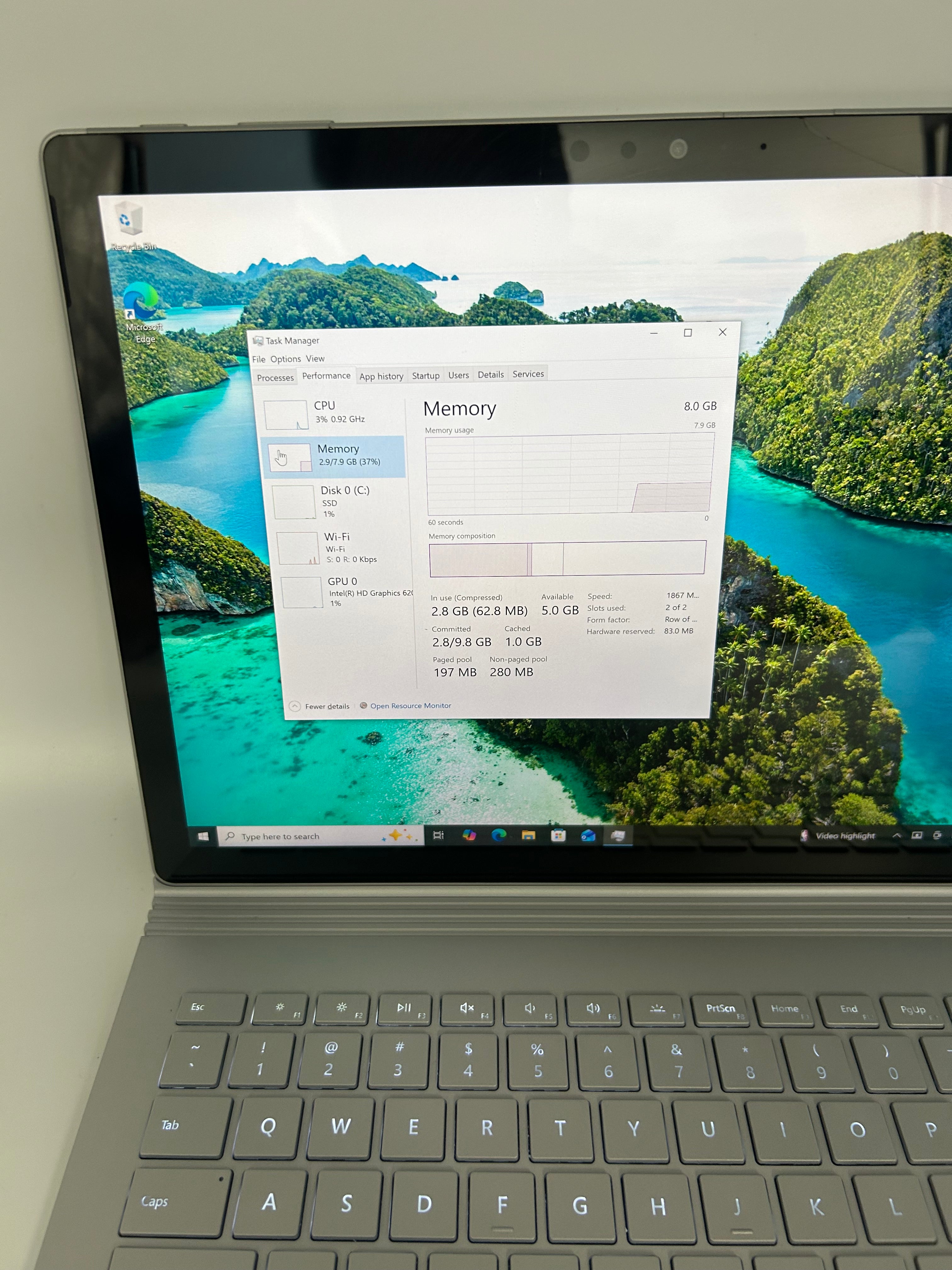 Microsoft Surface Book 2 13" i5-8350U 1.7 8GB RAM 128GB SSD Win11P