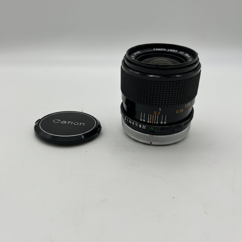 Canon 35mm F/2 S.S.C Wide Angle FD Lens R207
