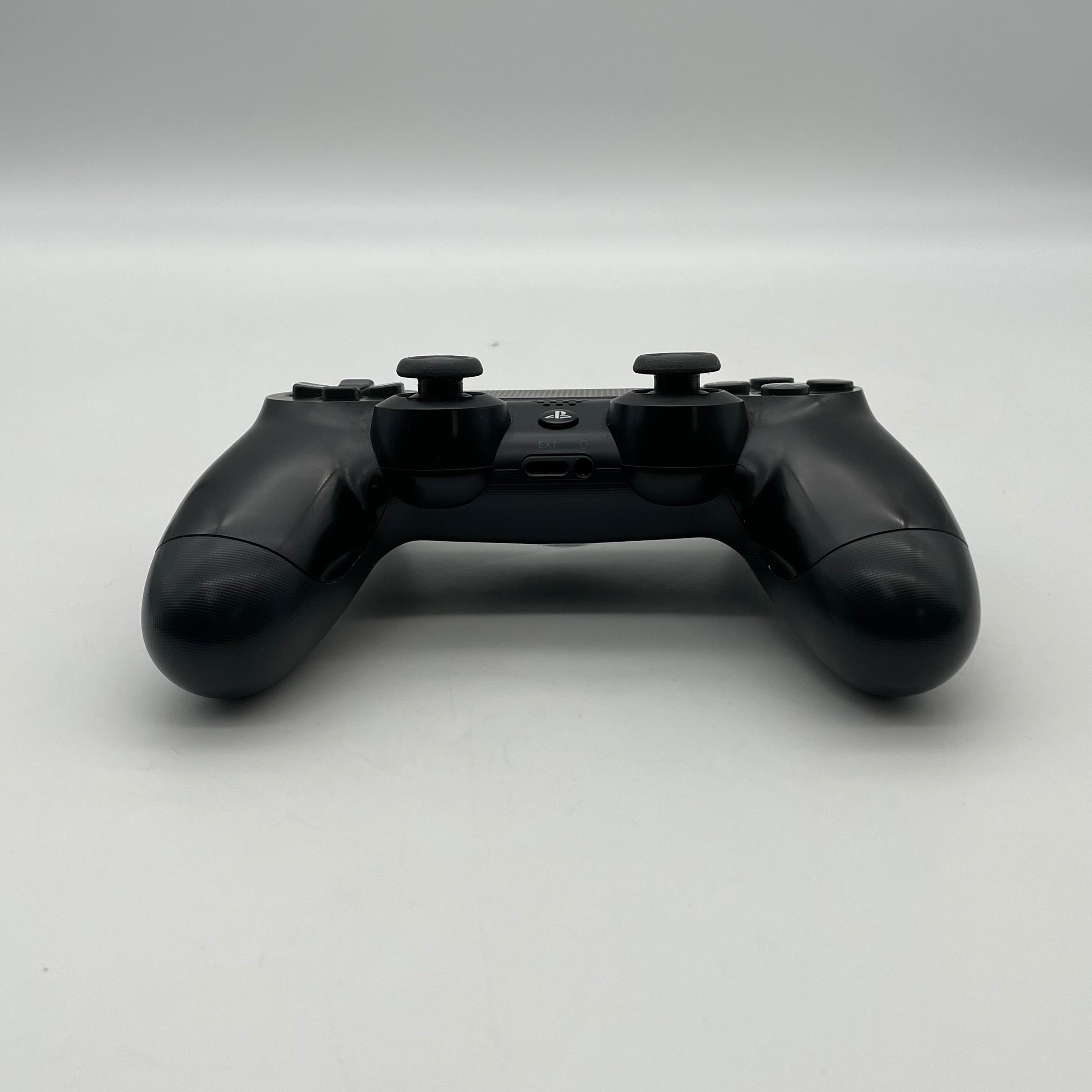 Sony PlayStation 4 Slim CUH-2015A Console Bundle w/Controller And Games