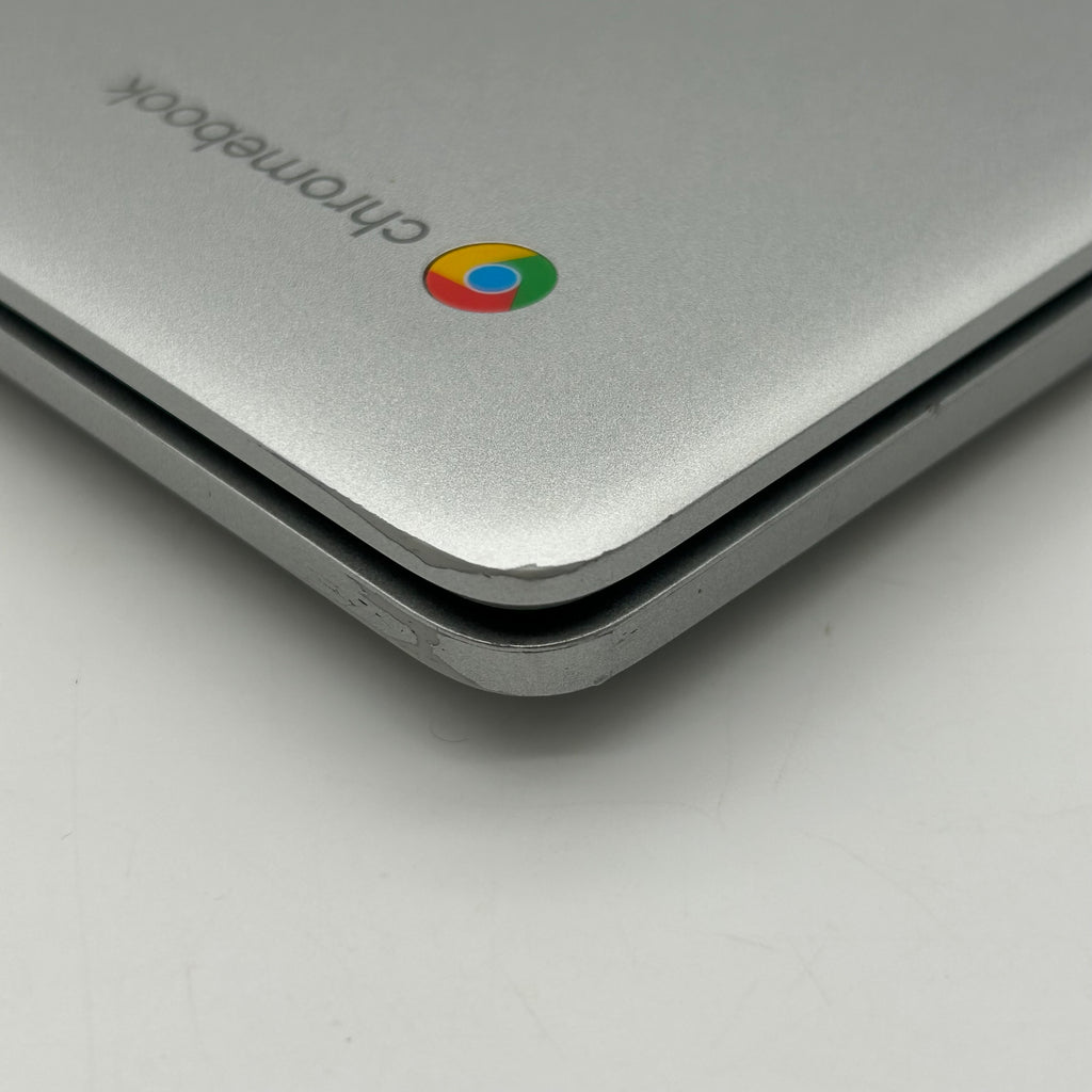 HP Chromebook 15a-nb0013dx - 15.6" Intel N200 3.2 GHz, 8GB RAM, 64GB w/ Charger