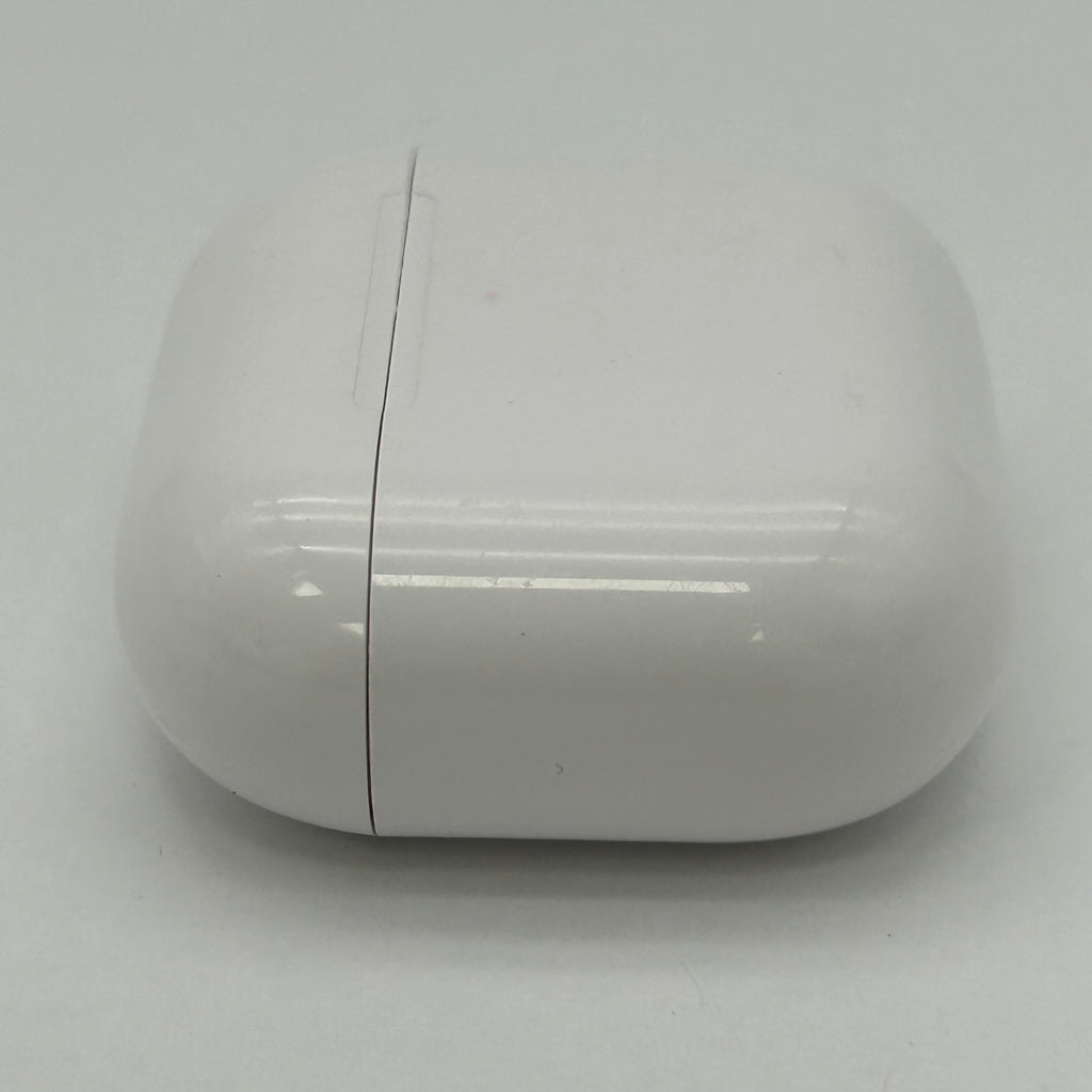 Apple Airpods A3058 with ANC 4th Generation with Charging Case Good Condition - Used