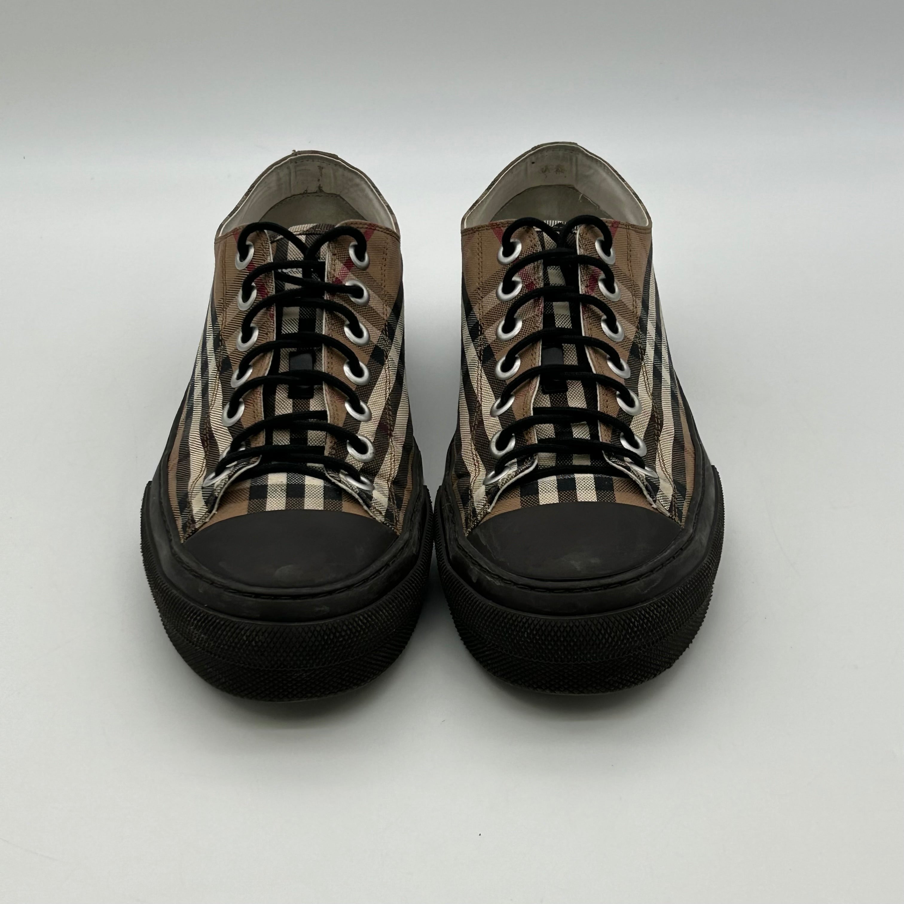Burberry Vintage Check Sneakers Canvas Low Top Black Sole EU 44 US 11 Plaid Men’s