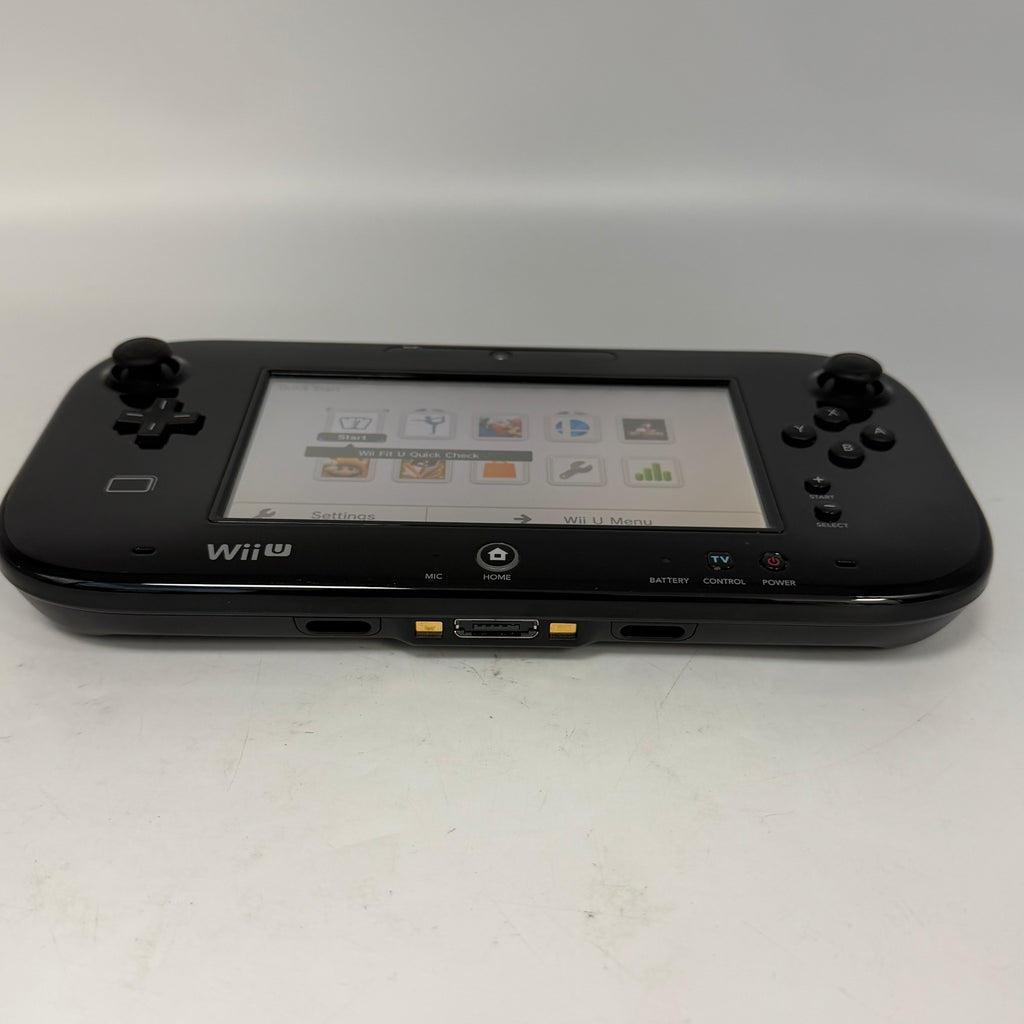 Nintendo Wii RVL-002 32GB w/Gamepad WUP-101(02) & Accessories - Tested