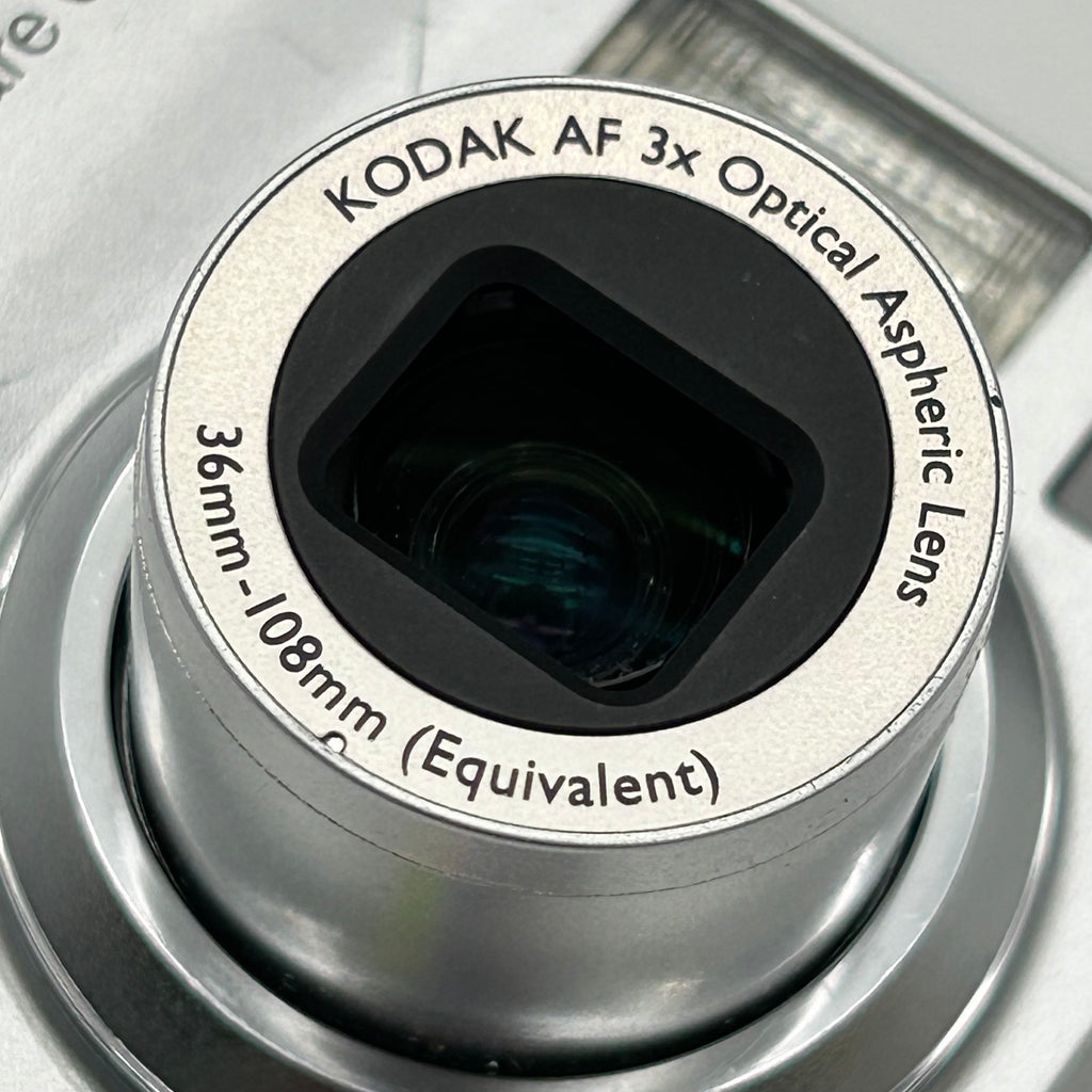 Kodak EasyShare C643 6.1MP Compact Digital Camera Silver - Tested Works w/ Case