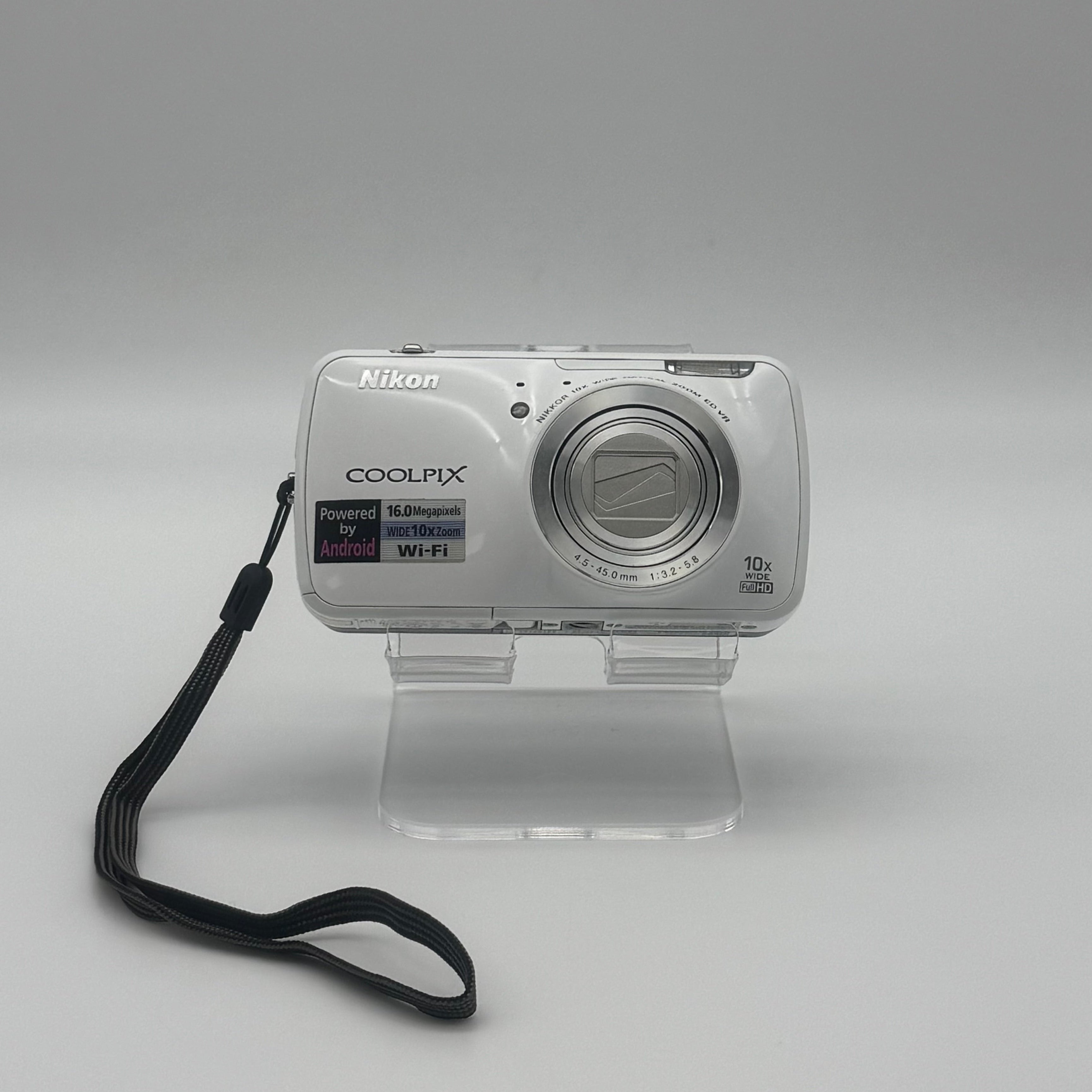 Nikon Coolpix S800c 16MP Digital Camera White WiFi - Used