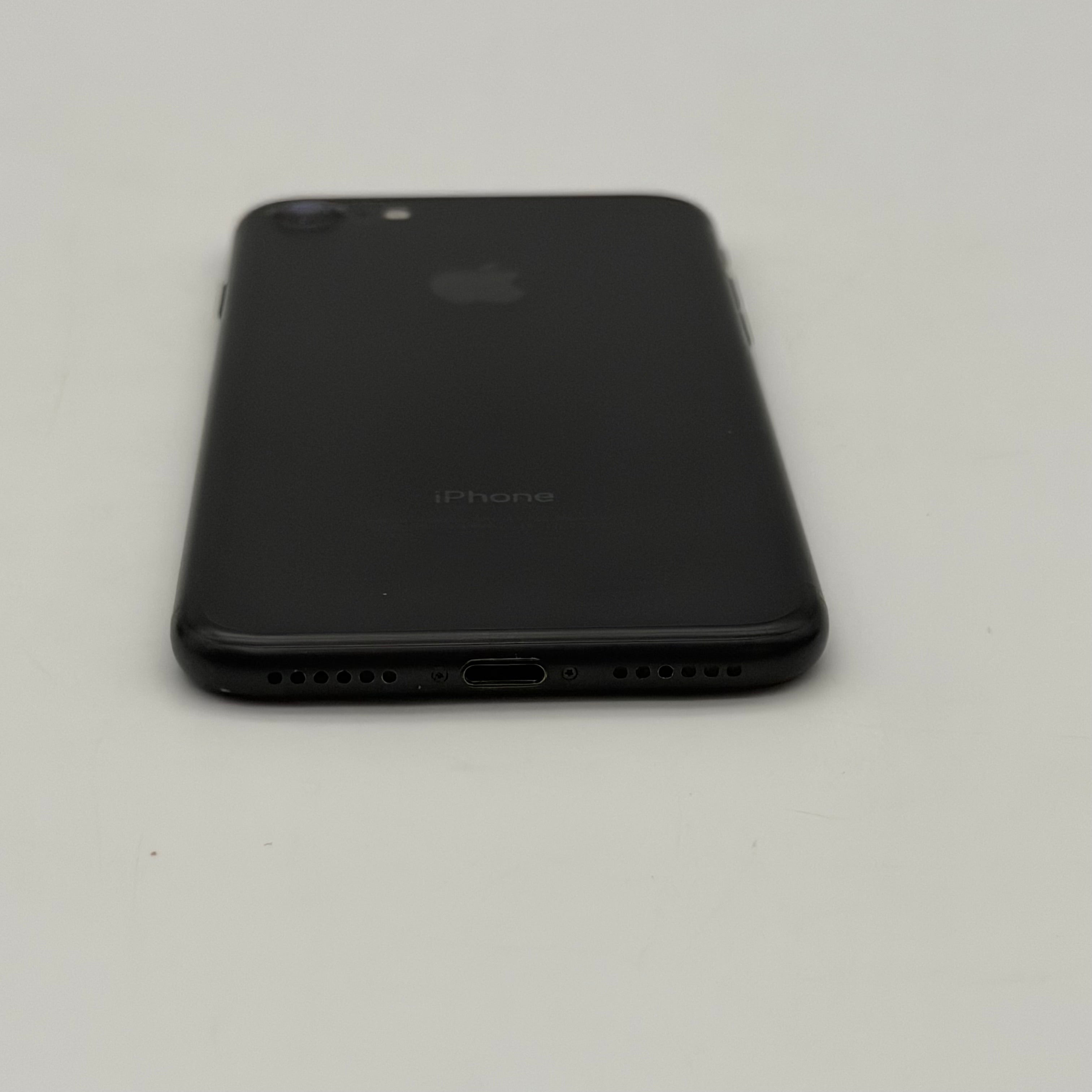 Apple iPhone 7 - 32GB A1778 Black | Tested & Working! READ