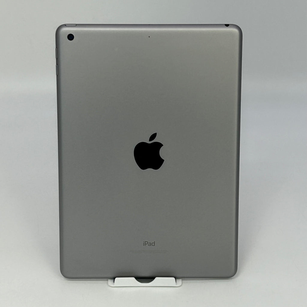 Apple ipad A1822 (MP2F2LL/A) 5th Gen. 32GB A1822 Wi-Fi 9.7" Silver