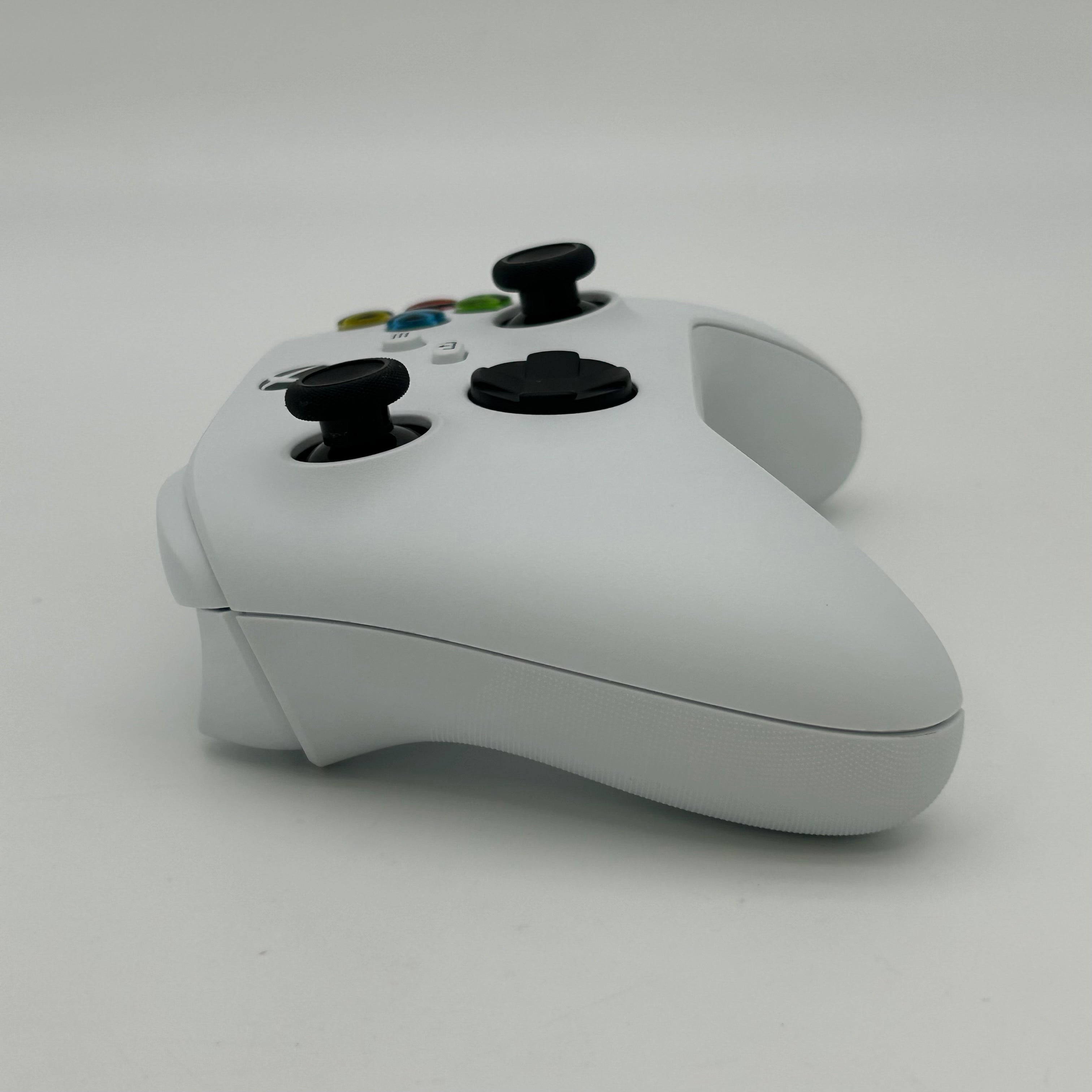 Microsoft Xbox Series X All-Digital 1TB Console Gaming System Robot White 1882 - Used