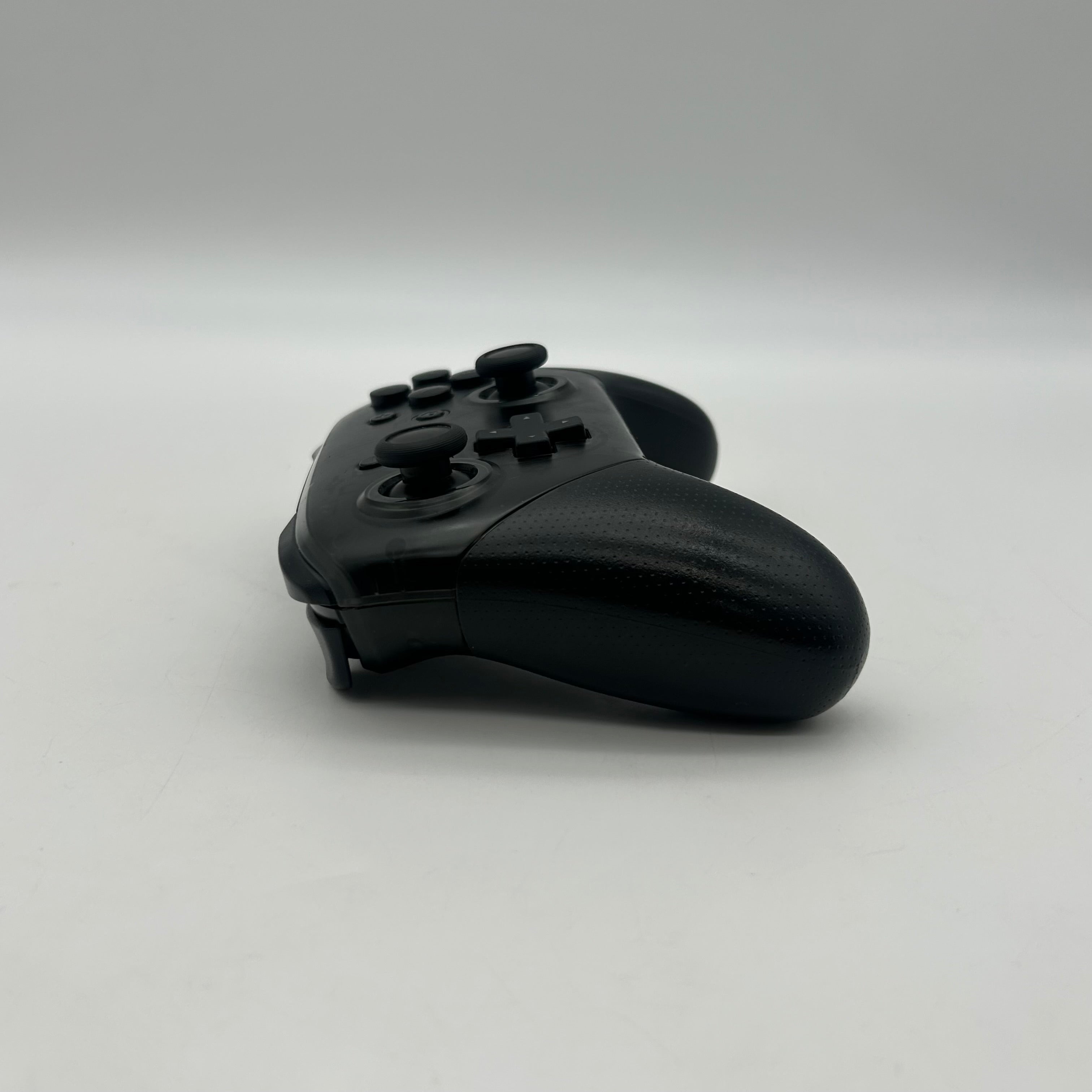 Nintendo Switch Pro Controller HAC-013