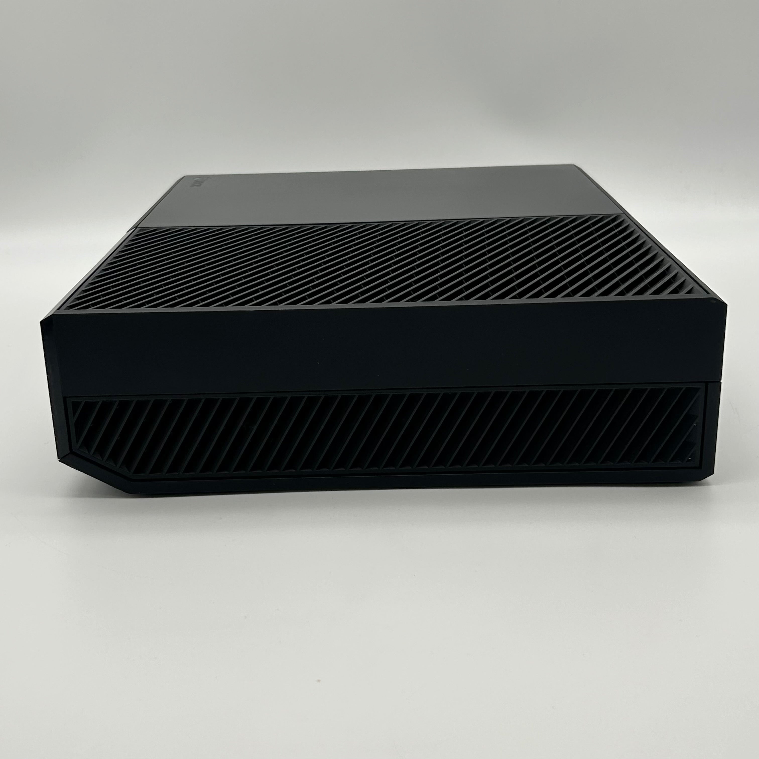 Microsoft Xbox One 500GB Home Console - Black (1540) - Video Game System - Used