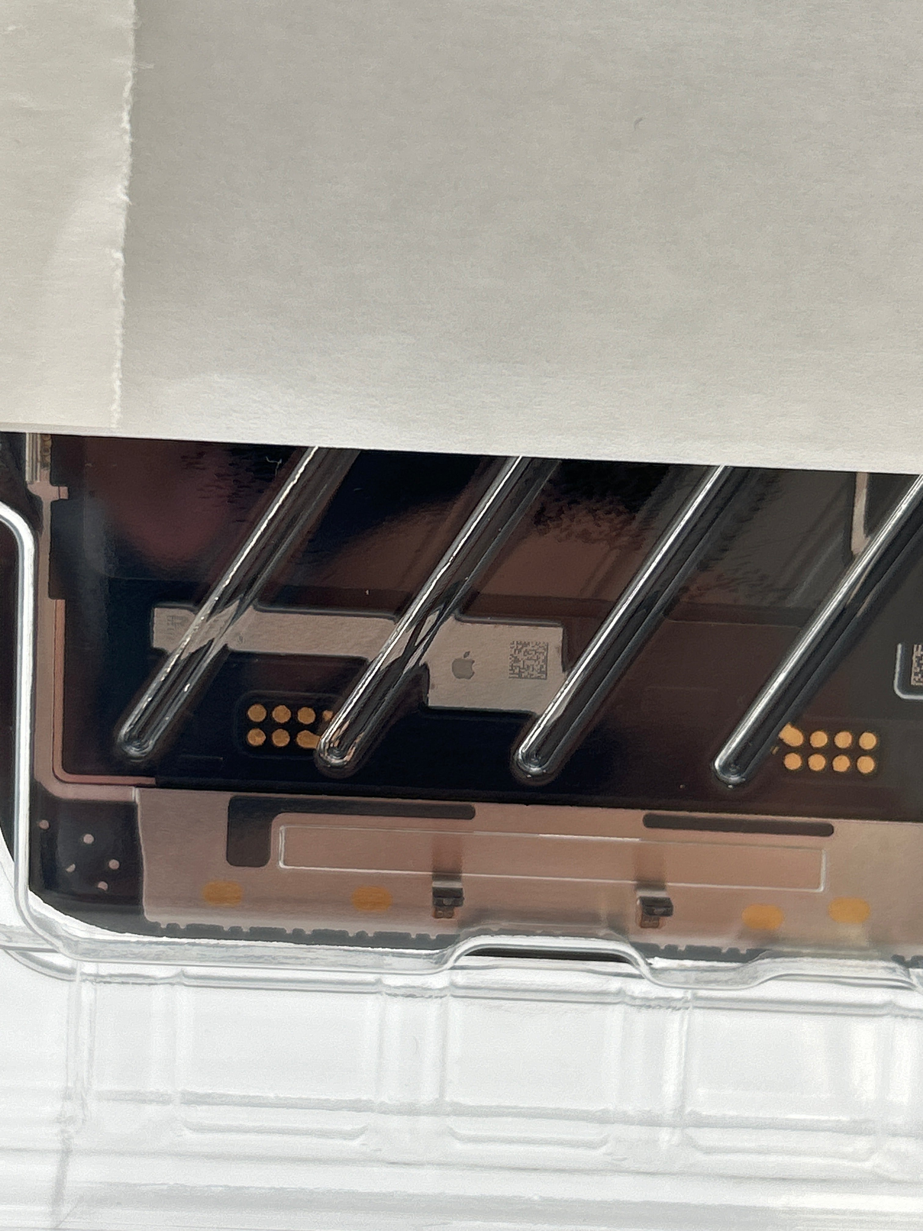 Apple iPhone 13 OEM LCD Repair Part Black Condition - New No Box
