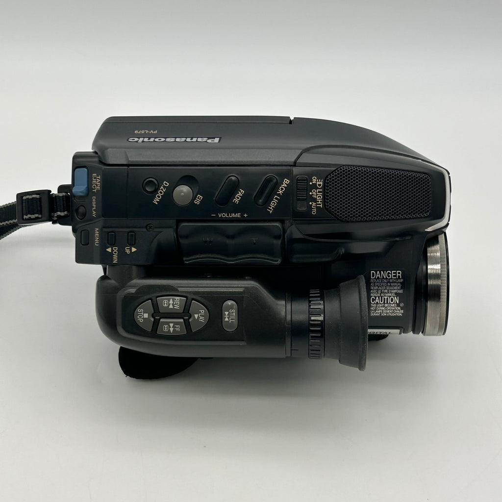 Panasonic PV-L579D VHS-C Palmcorder Camcorder w/ Charger & Battery - Untested