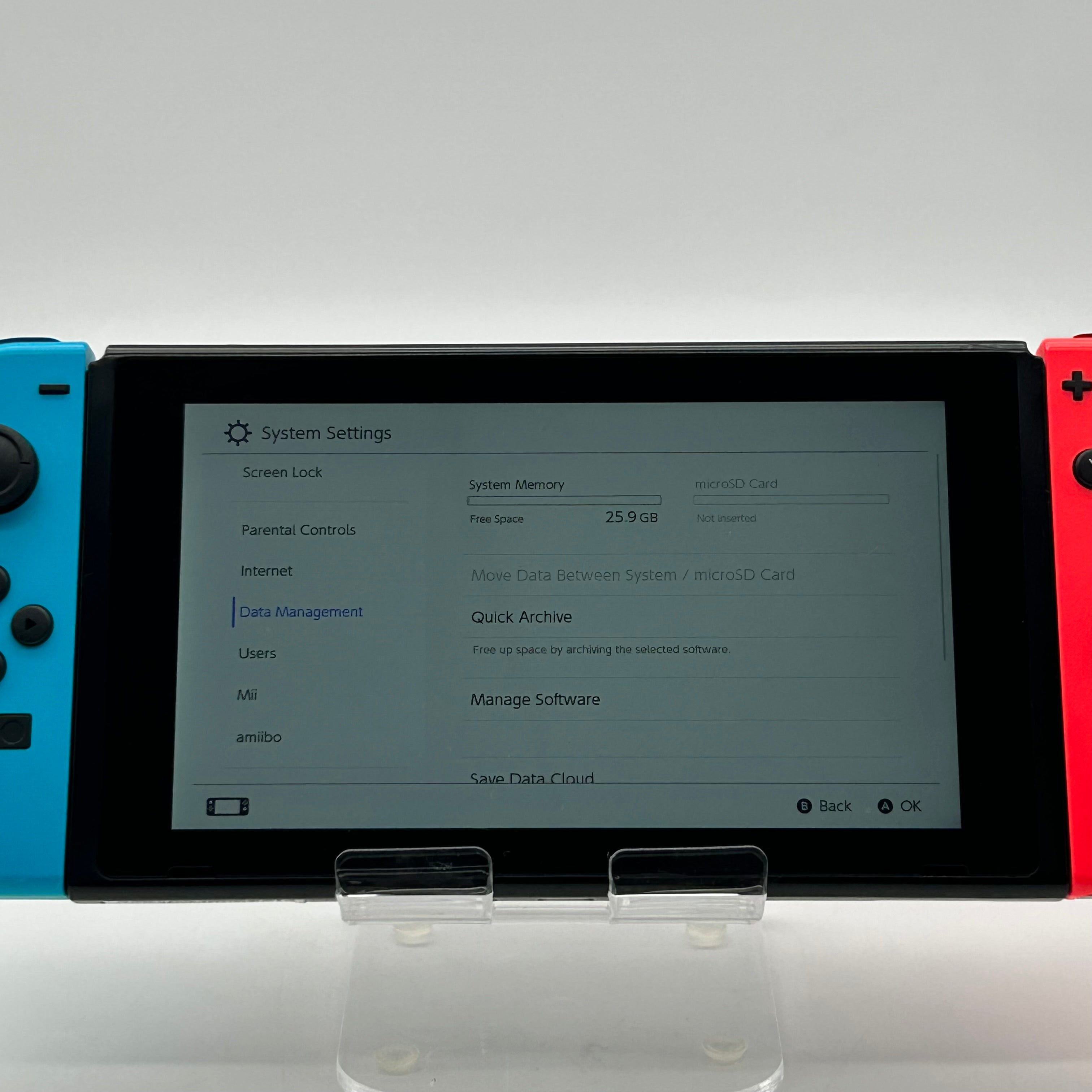 Nintendo Switch HAC-001(-01) - Neon Red/Neon Blue 32GB Handheld Black Console Set