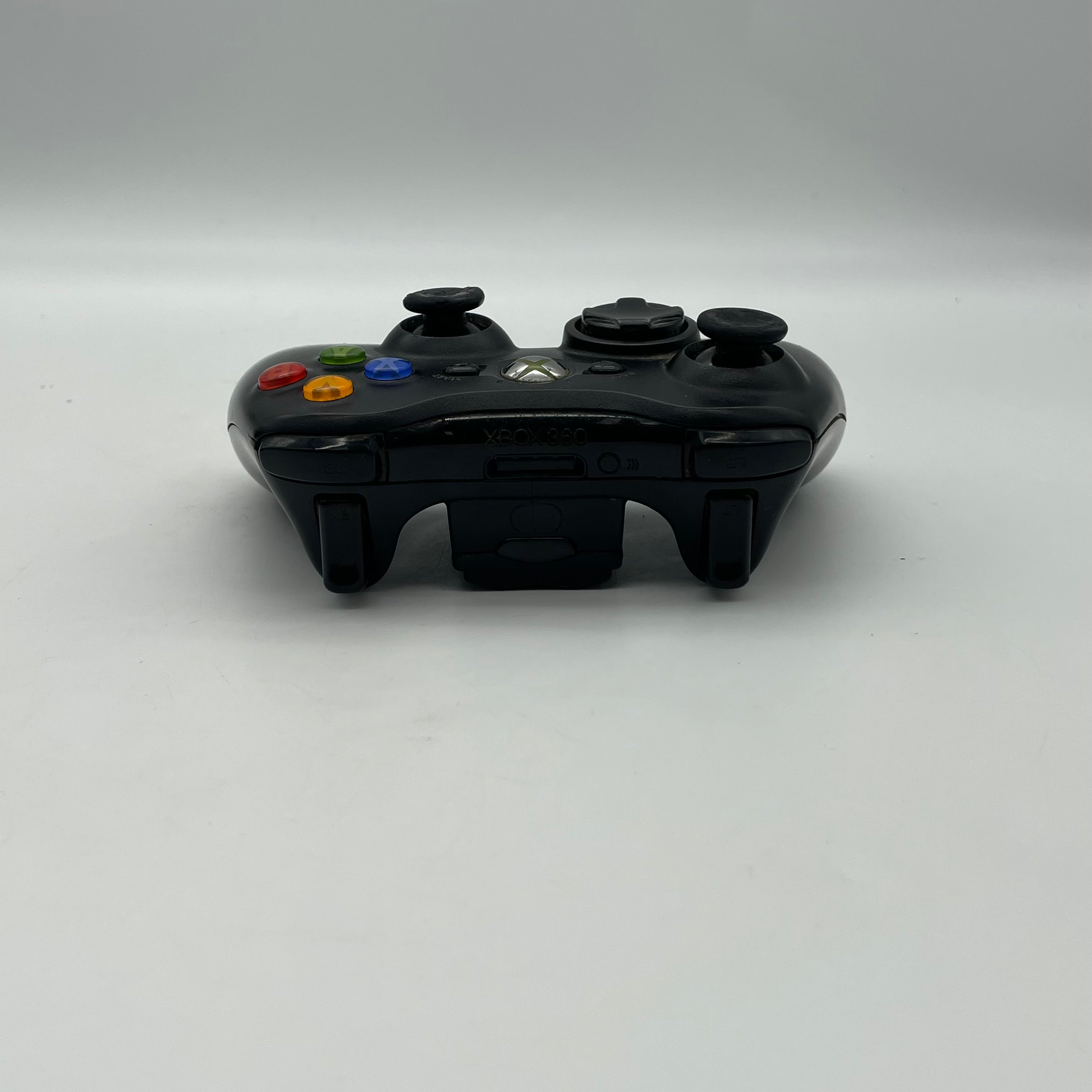 Microsoft Xbox 360 S 1439 Bundle w/ Games, Controller and Kinect