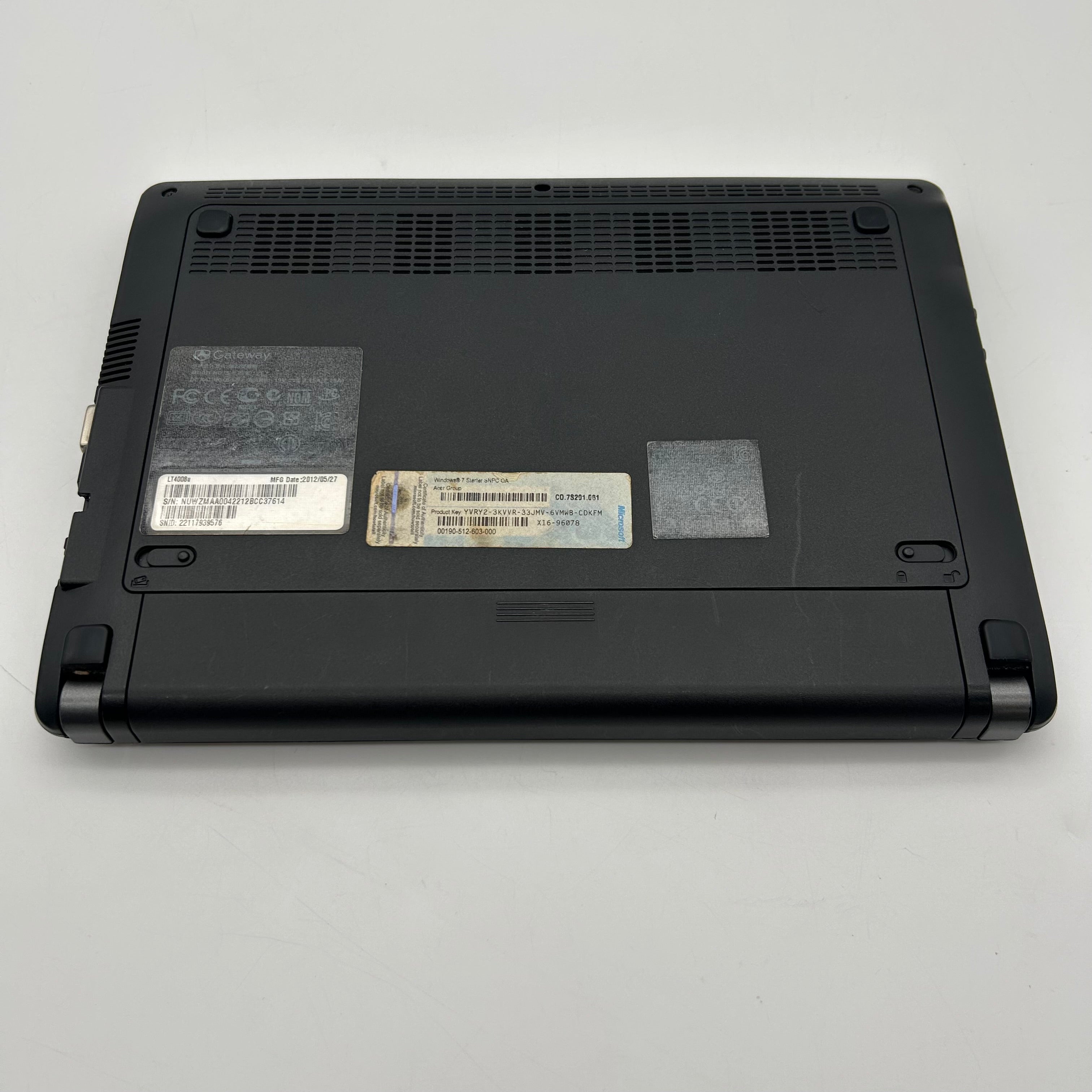 Gateway ZE7 Laptop Intel Atom 1GB RAM 320GB - *READ*