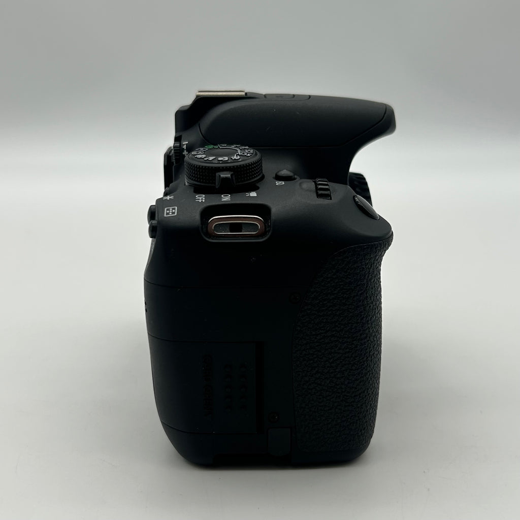 Canon EOS Rebel T5i 18MP Digital Camera - Untested Parts Only