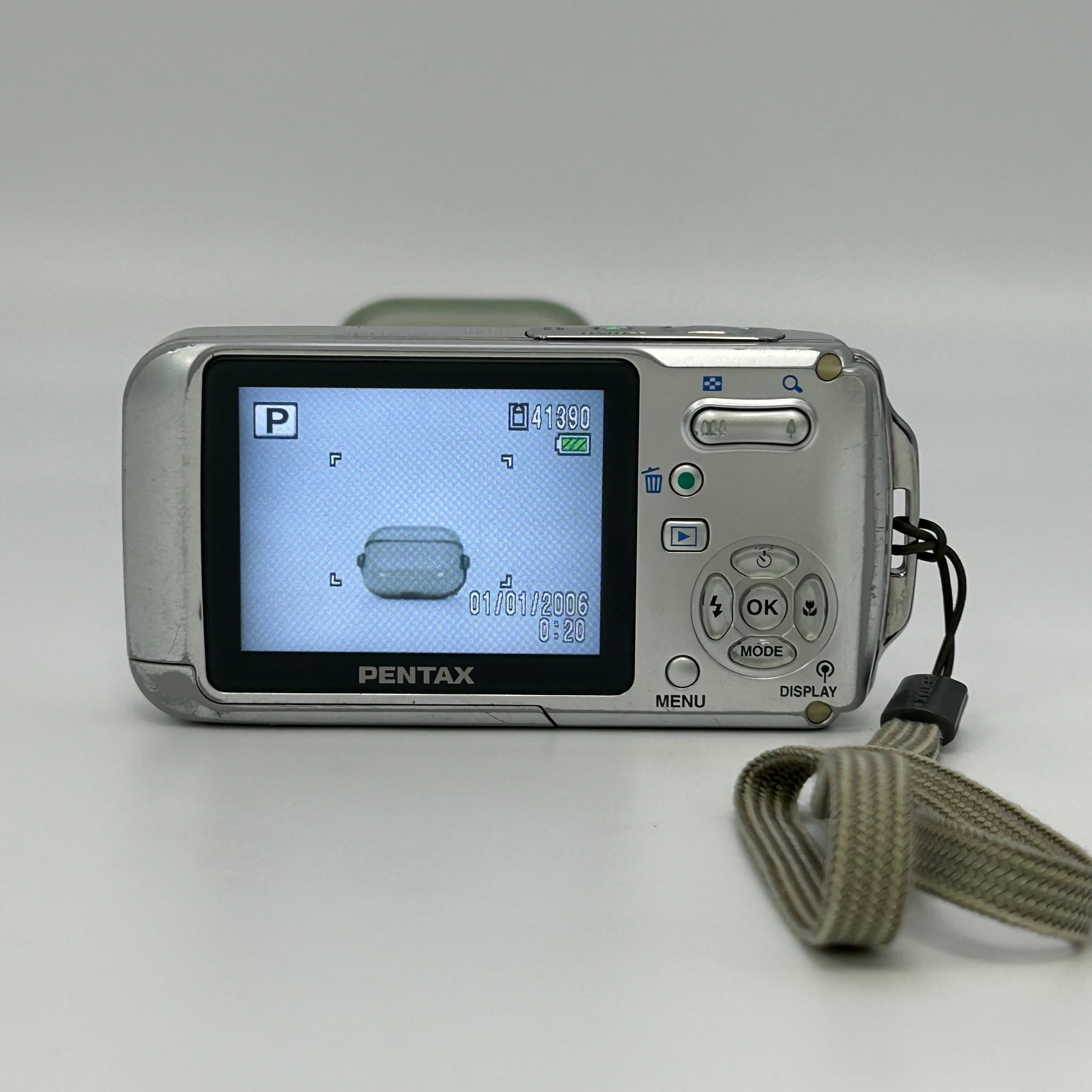 Pentax Underwater Digital Camera Optio W10 6.0MP Silver Tested & Includes 64GB SDXC Card - Used