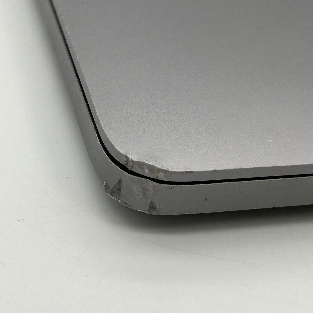 NY08-45278 Apple MacBook Pro 16" A2141 2020 Laptop for Parts Broken