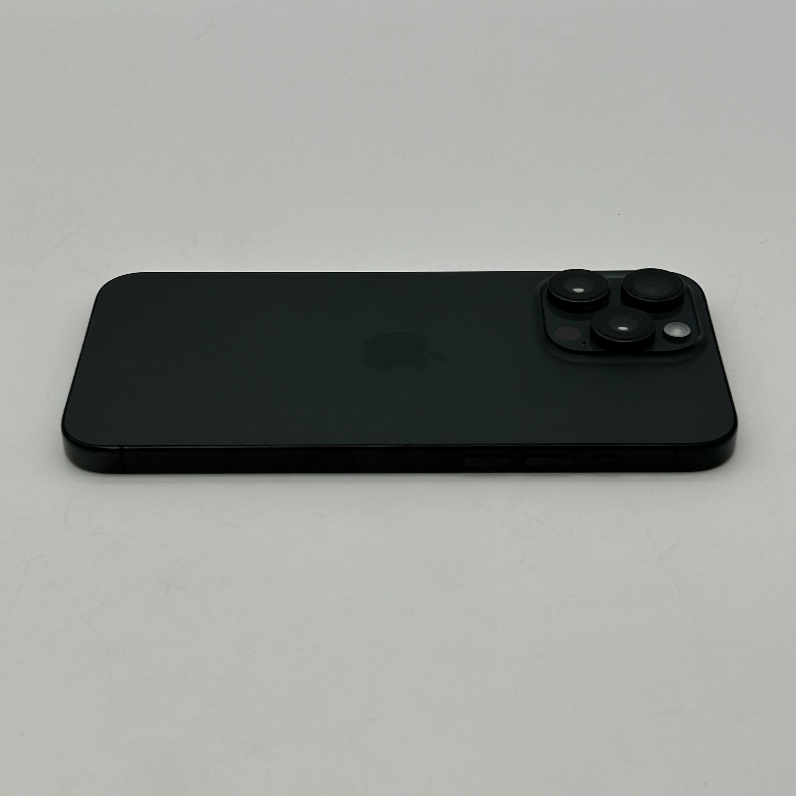 Apple iPhone 15 Pro Max 256GB Black Titanium MU663LL/A (AT&T)