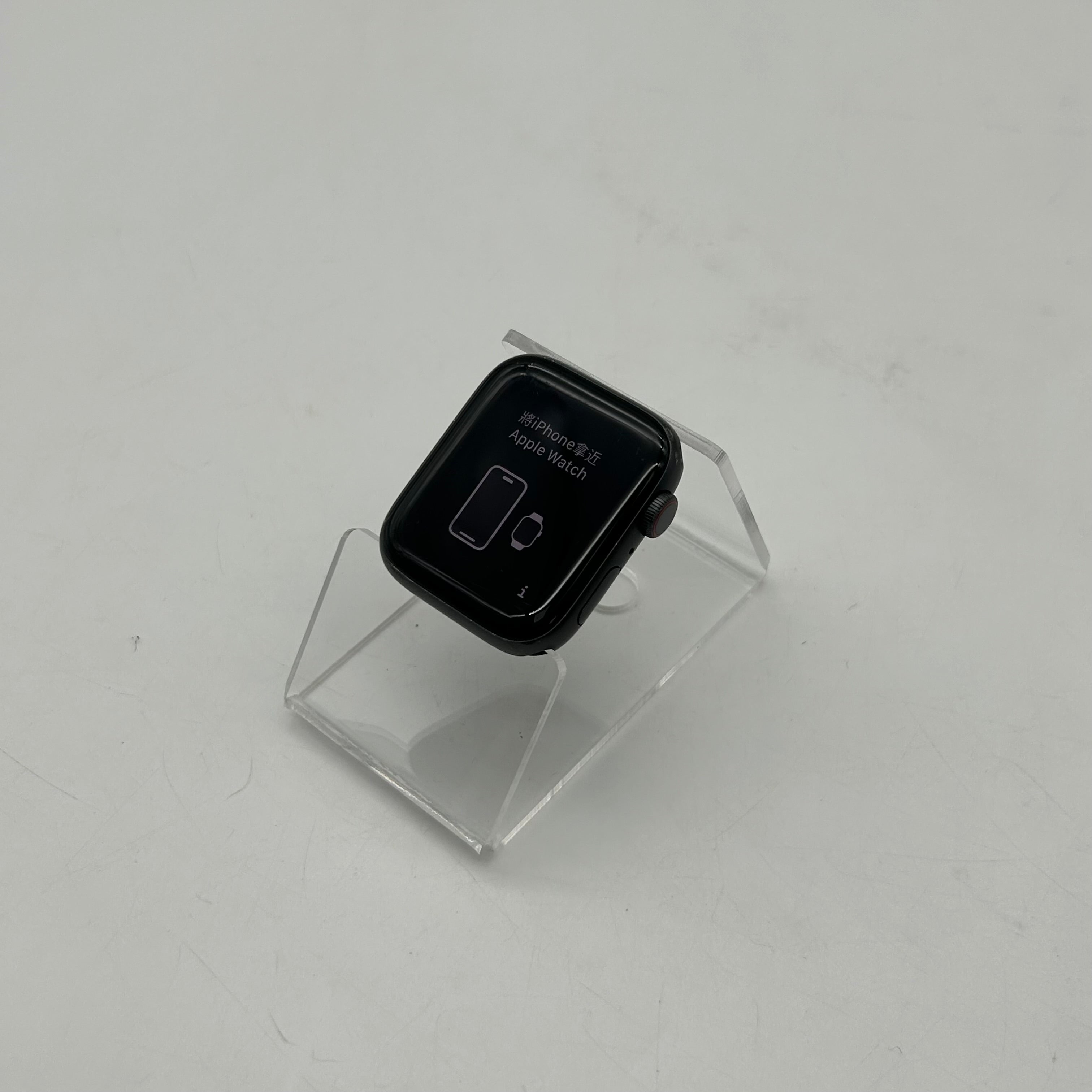 Apple Watch SE (2020) 1st Gen 44mm A2354 (GPS + Cellular) Black & Cable Charger - Open Box