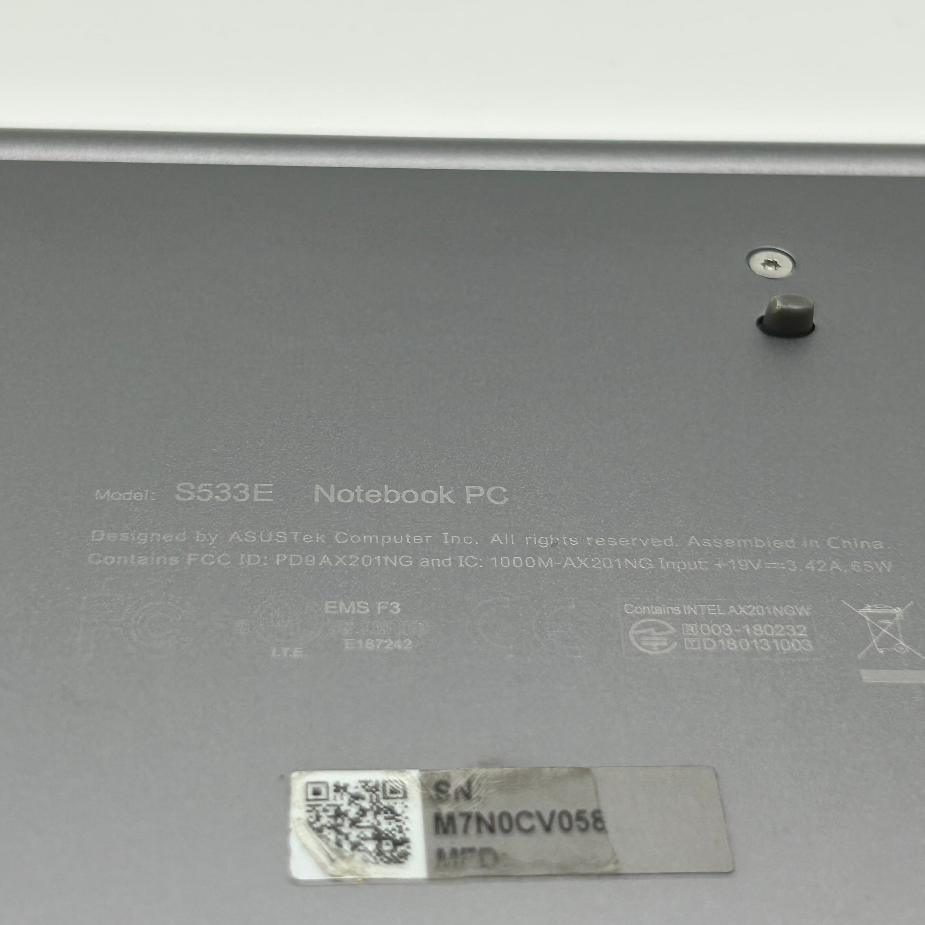 Asus VivoBook S533E 15.6" i7-1165G7 1.3GHz 8GB RAM 512GB SSD Silver Win11
