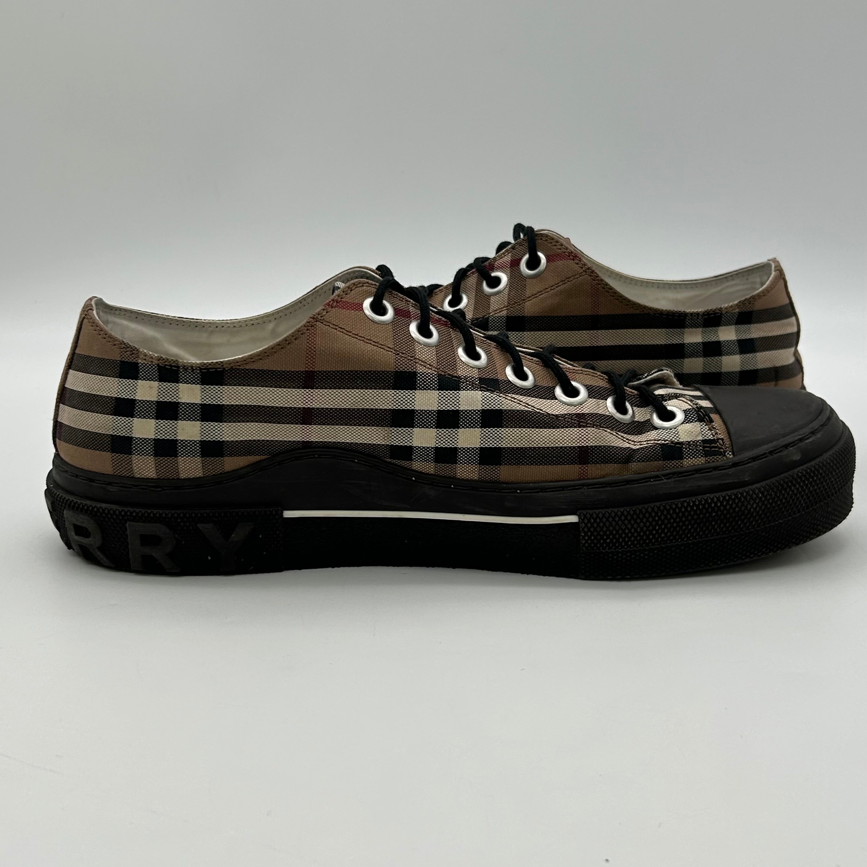 Burberry Vintage Check Sneakers Canvas Low Top Black Sole EU 44 US 11 Plaid Men’s