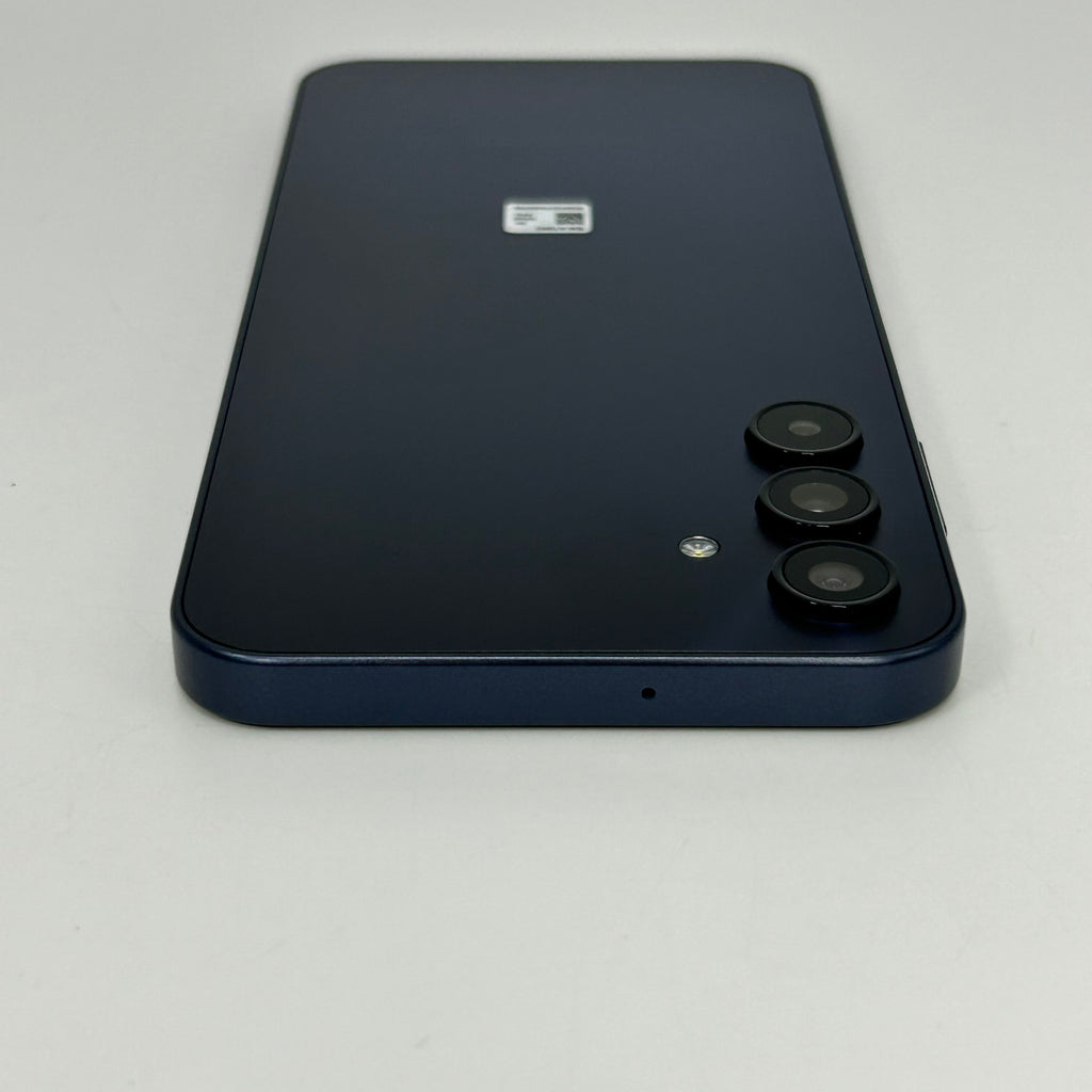 T-Mobile Samsung Galaxy A15 5G 4GB RAM 64GB SM-A156U Blue Black