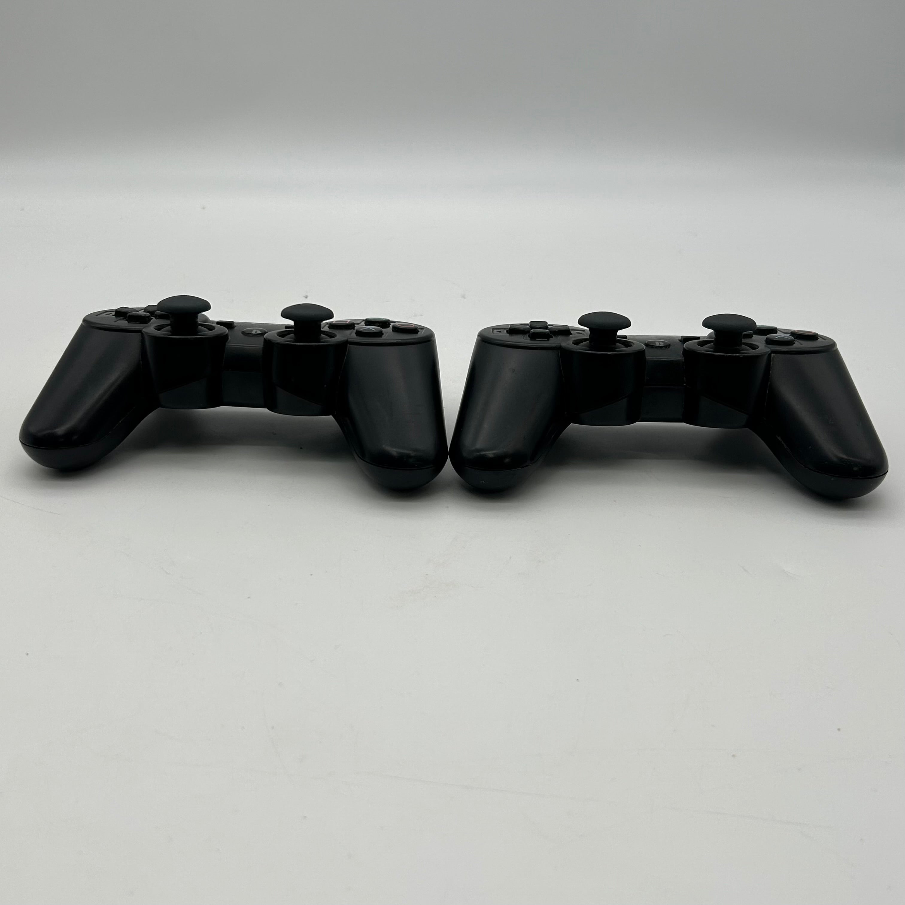 Sony PlayStation 3 Backward Compatible (CECHA01) 500GB Bundle:2 Controllers & 4 Games