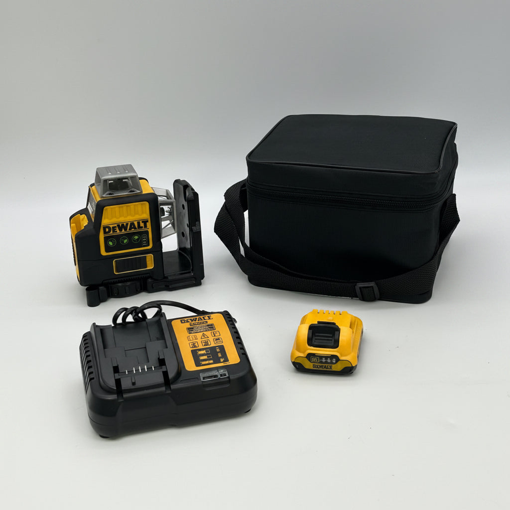 DeWALT DW089LG 12V Green 3x360 Laser Kit - 2 Beams Working, 1 Vertical Out