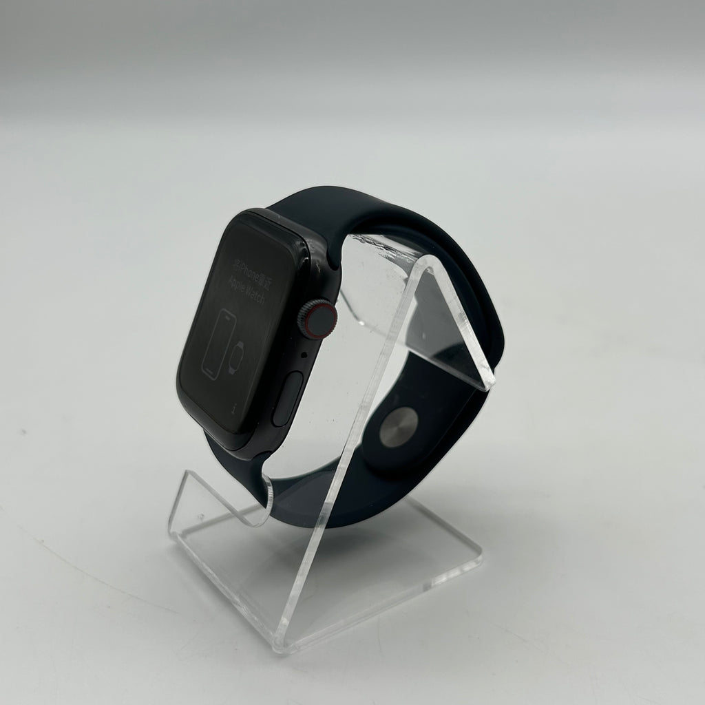 Apple Watch SE (2020) 1st Gen 44mm A2354 (GPS + Cellular) Black & Cable Charger - Open Box