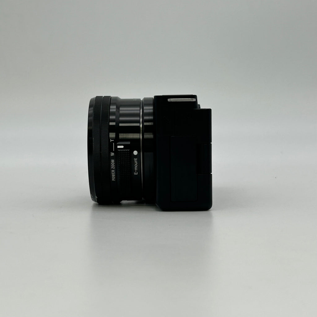 Sony ZV-E10 Mirrorless Camera with E PZ 16-50mm F3.5-5.6 OSS - Black - Used With Box