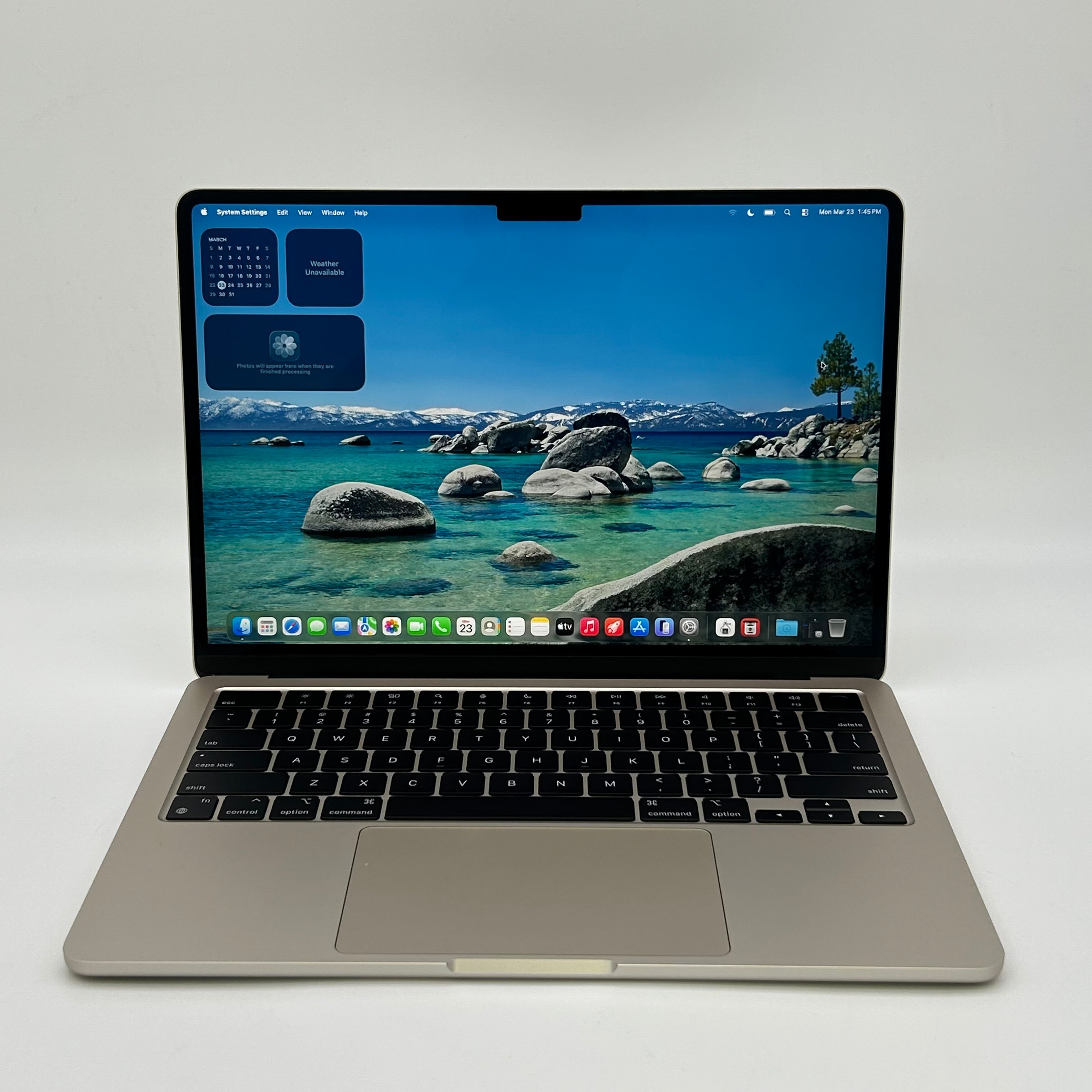 Apple MacBook Air 13.6" M2 8C GPU 3.5GHz 8GB RAM 256GB SSD A2681 - Starlight - Includes Front, Back, and Keyboard Case - Used