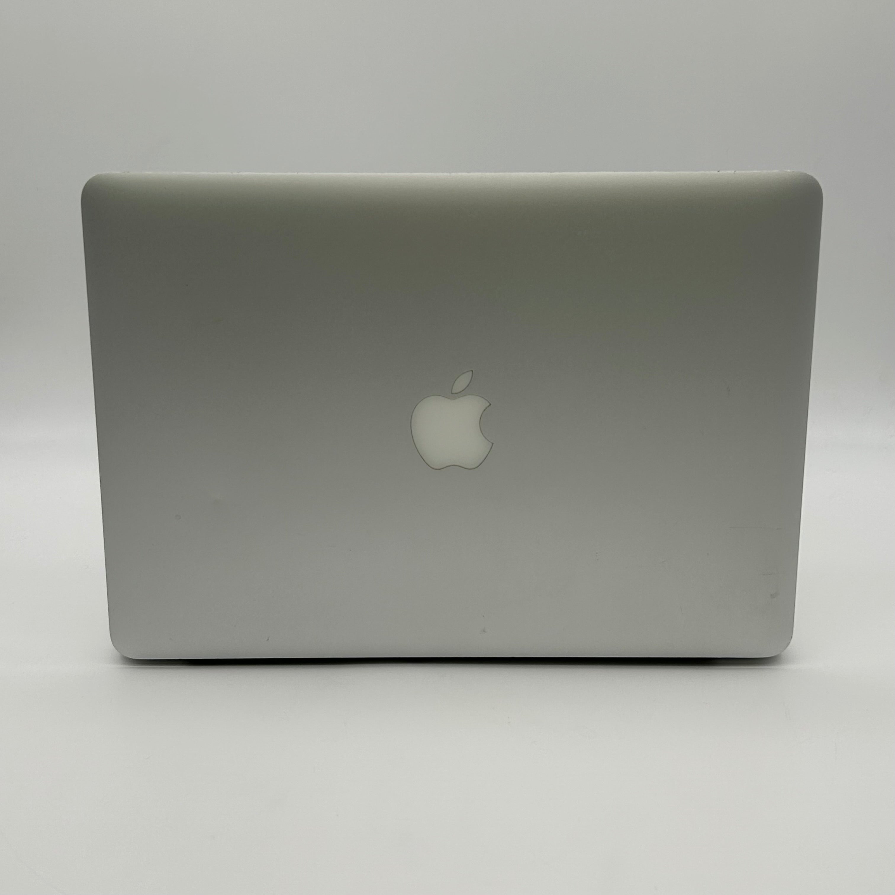 Apple MacBook Air 13" 2017 A1466 Core i5 1.8GHZ 8GB 256GB SSD  - Silver - Used