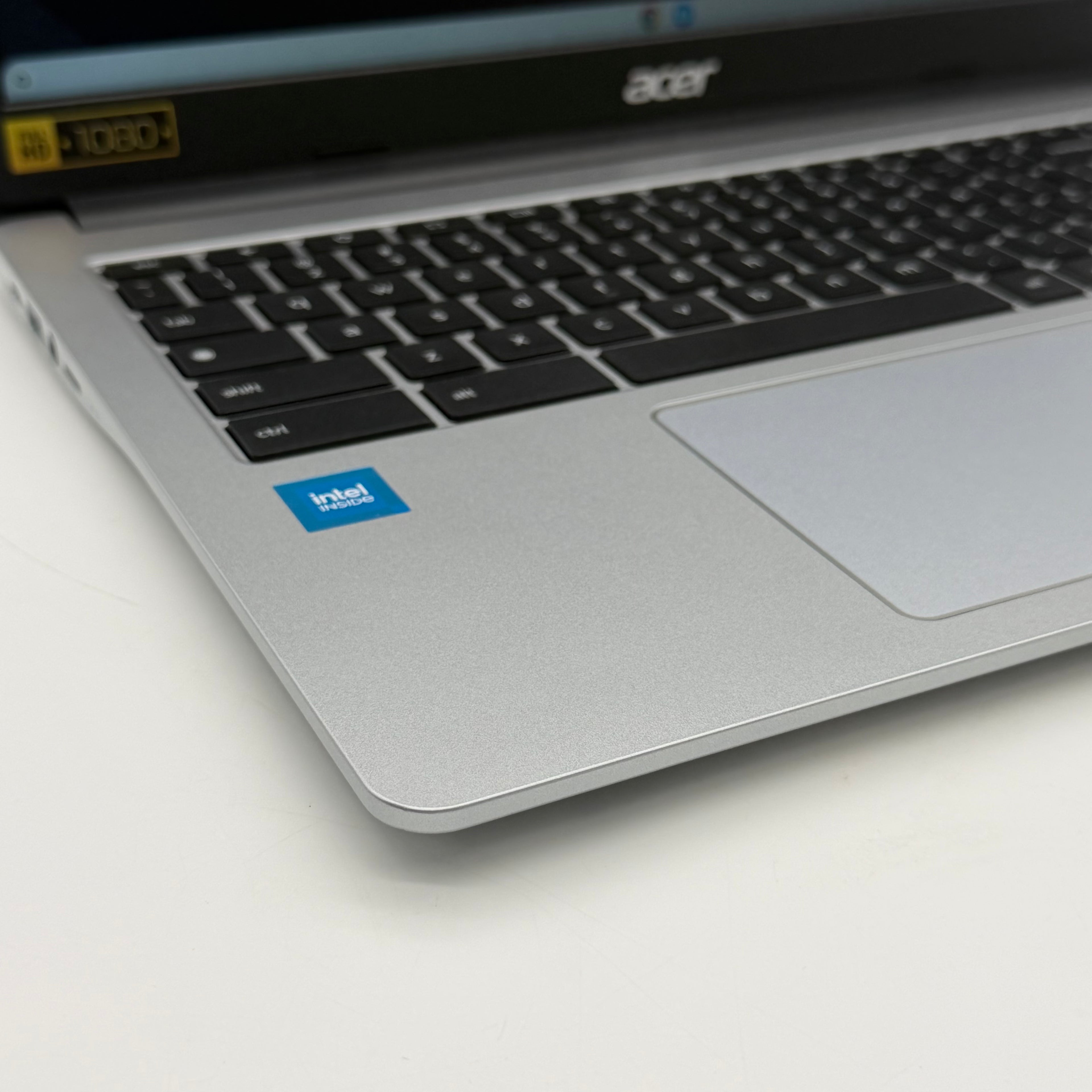 Acer Chromebook 315 15.6-inch Intel Celeron 4GB RAM 64GB Silver, Charger & Wired Mouse included