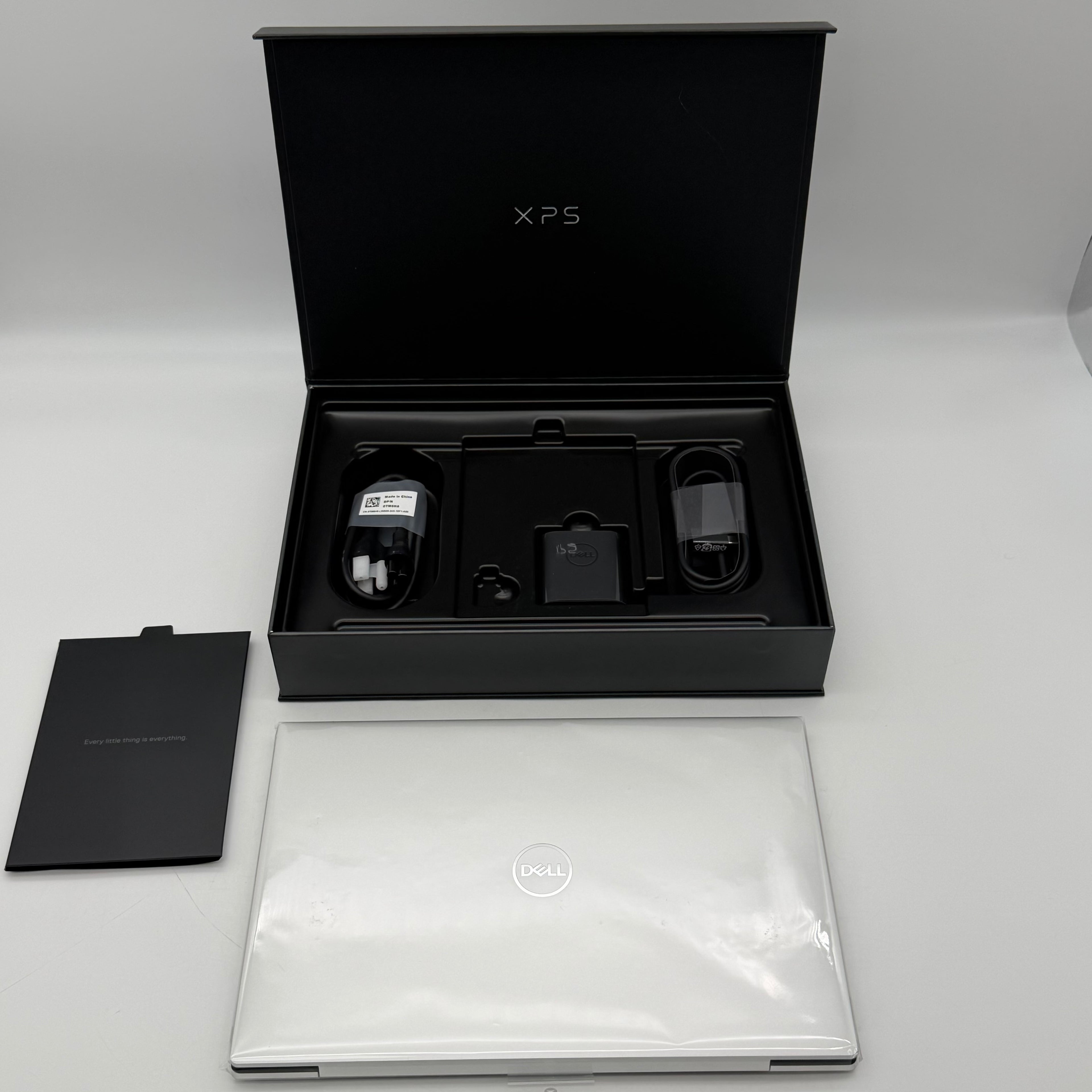 Dell XPS 13 9310 13-inch Laptop Core i7 16GB 512GB Silver - Open Box