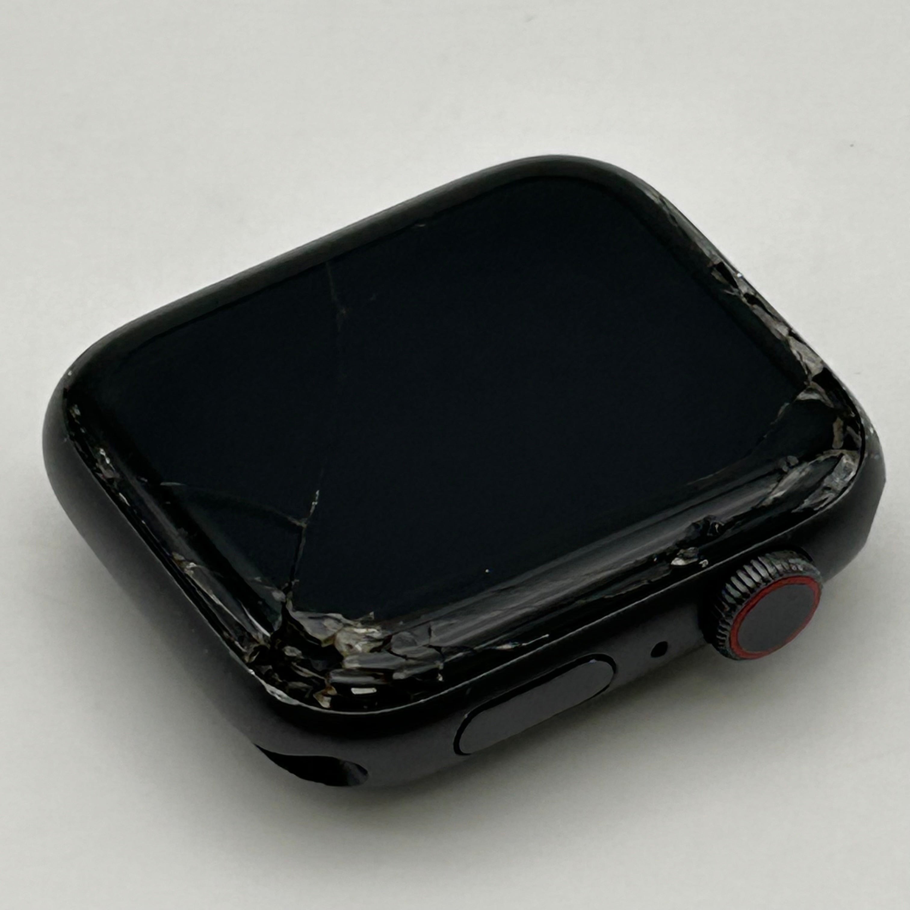Apple Watch SE 1st Gen 44MM Space Gray Aluminum A2354; Cracked LCD/Functional