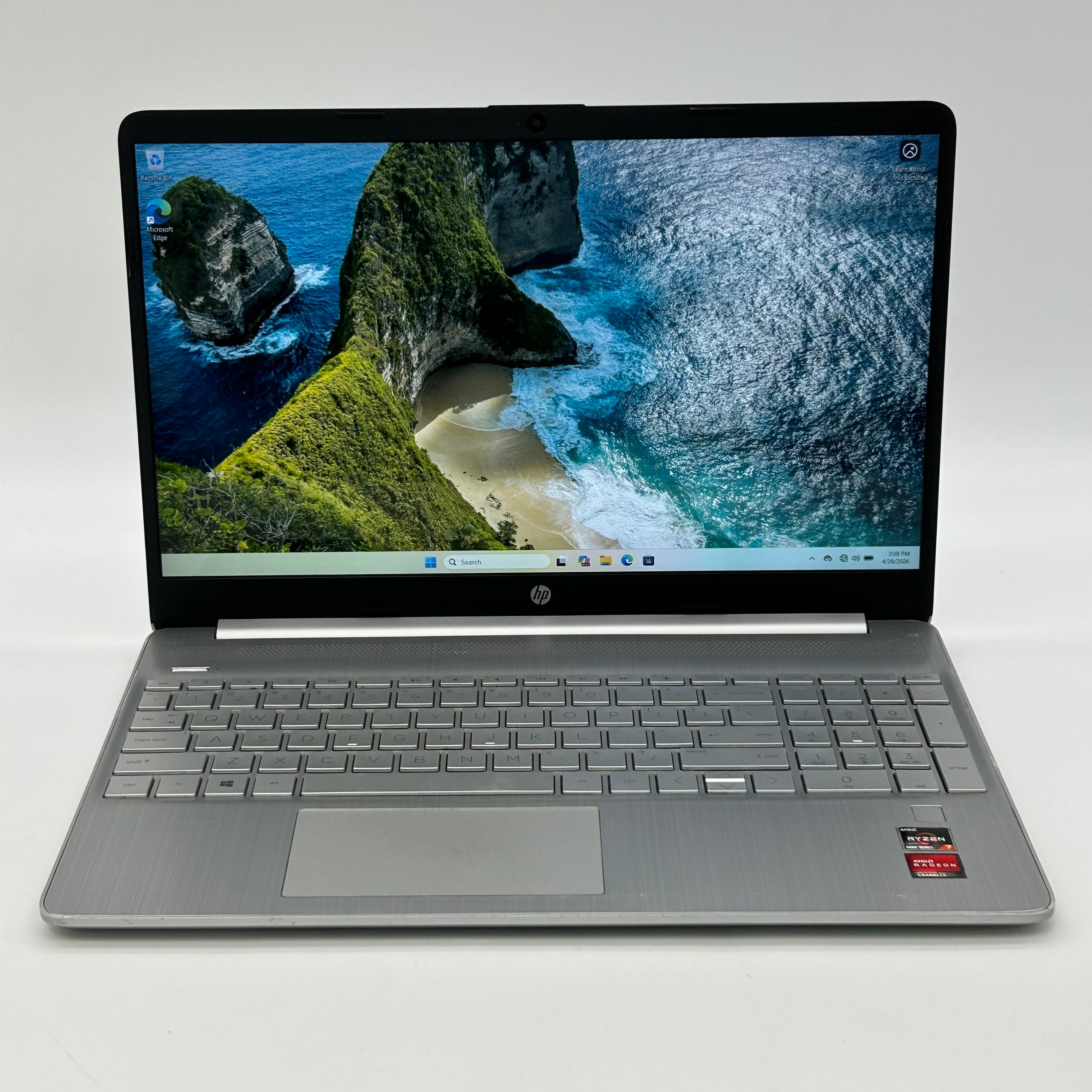 HP 15-ef1013dx 15.6-inch Laptop Ryzen 7 4700U 16GB RAM 512GB SSD Windows 11 Pro Silver