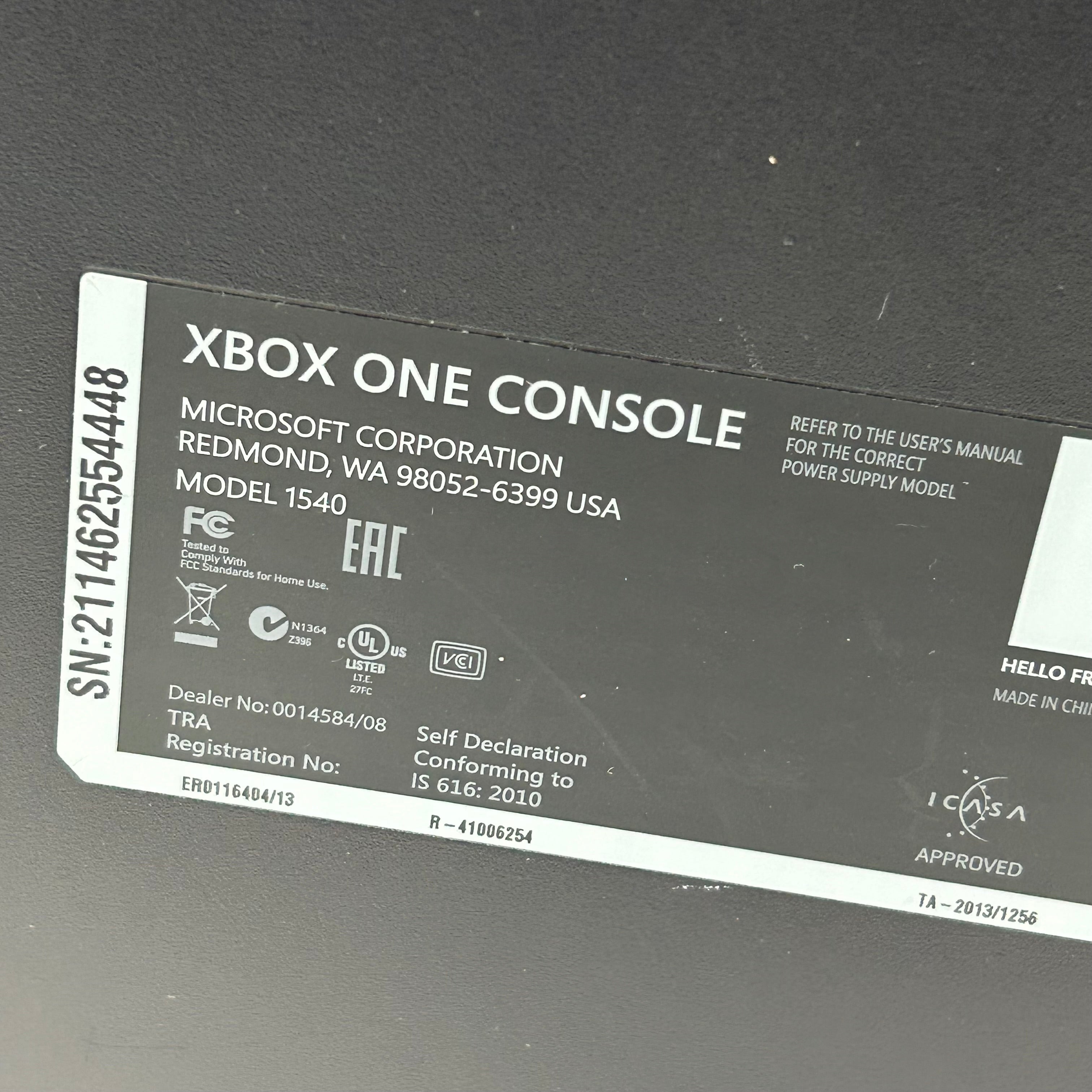 Microsoft Xbox One 1TB Console Gaming System Only Black 1540 W/ 4 Games Tested and Working