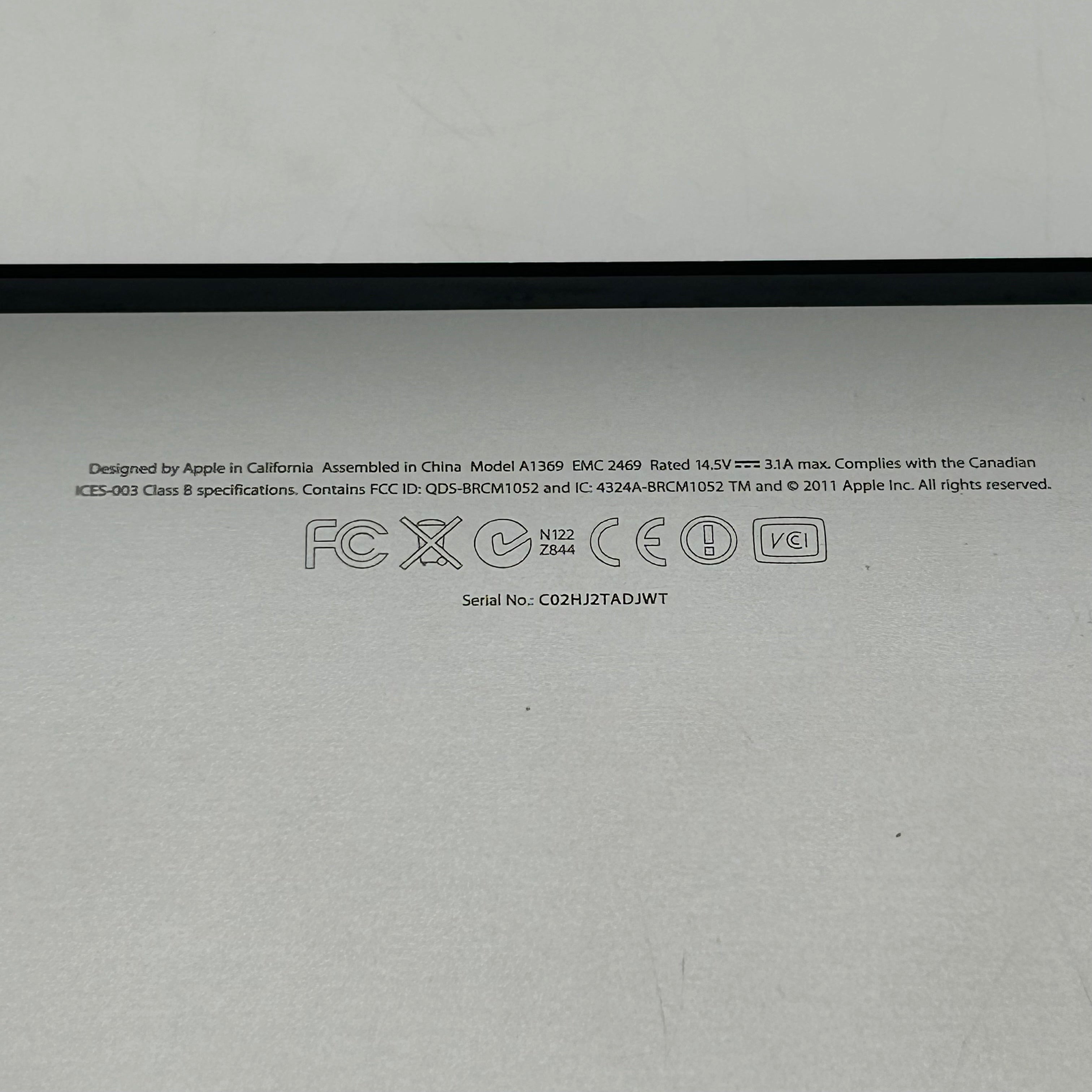Apple MacBook Air 13", 128GB SSD, Intel Core i5 5th. Gen., 1.7GHz, 4GB RAM