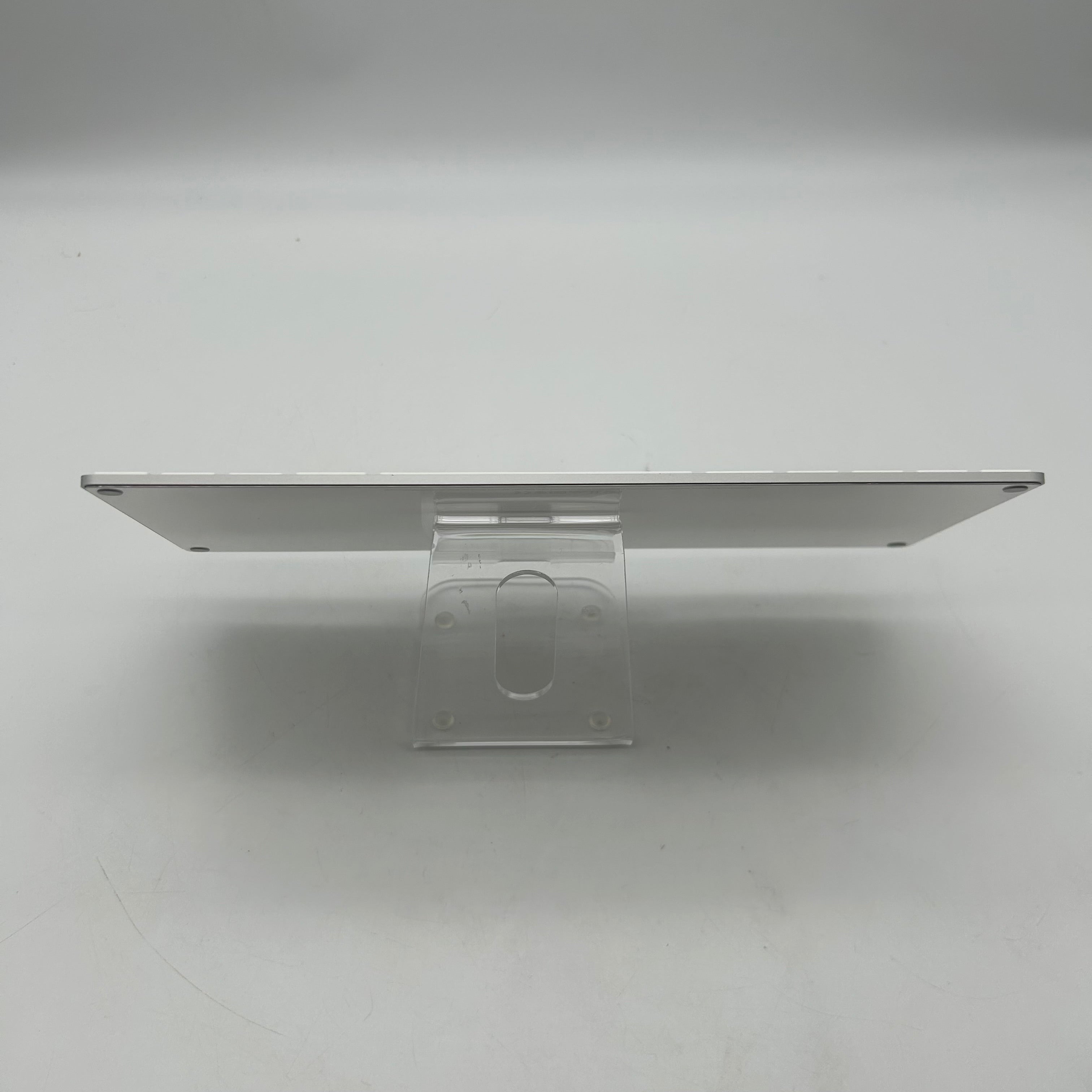 Apple Magic Keyboard MLA22LL/A A1644 Rechargeable Wireless Bluetooth