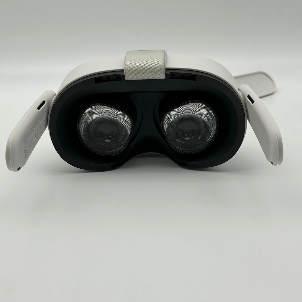 Meta Quest 3S 128GB Standalone All-in-One VR Headset P97 - Used
