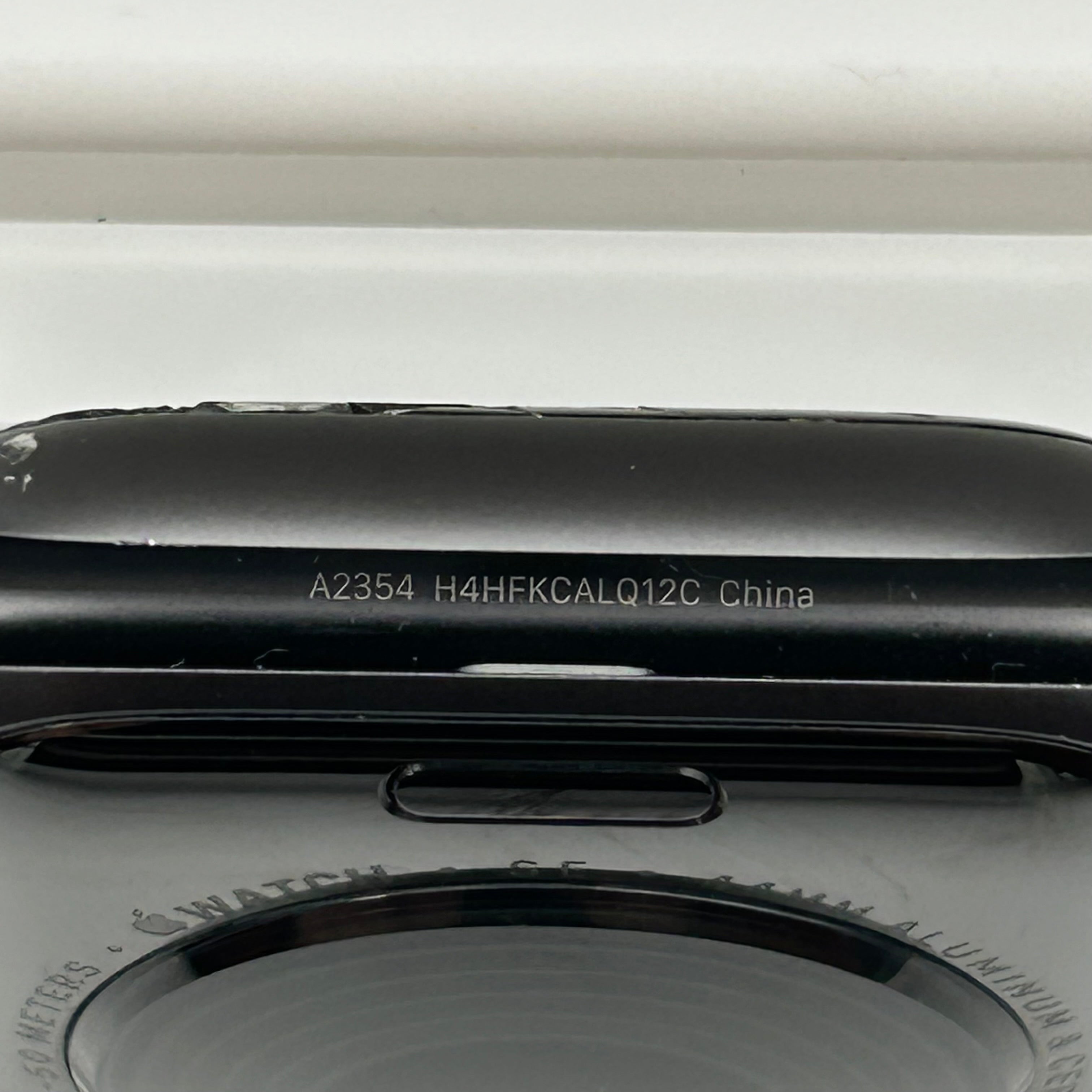 Apple Watch SE 1st Gen 44MM Space Gray Aluminum A2354; Cracked LCD/Functional