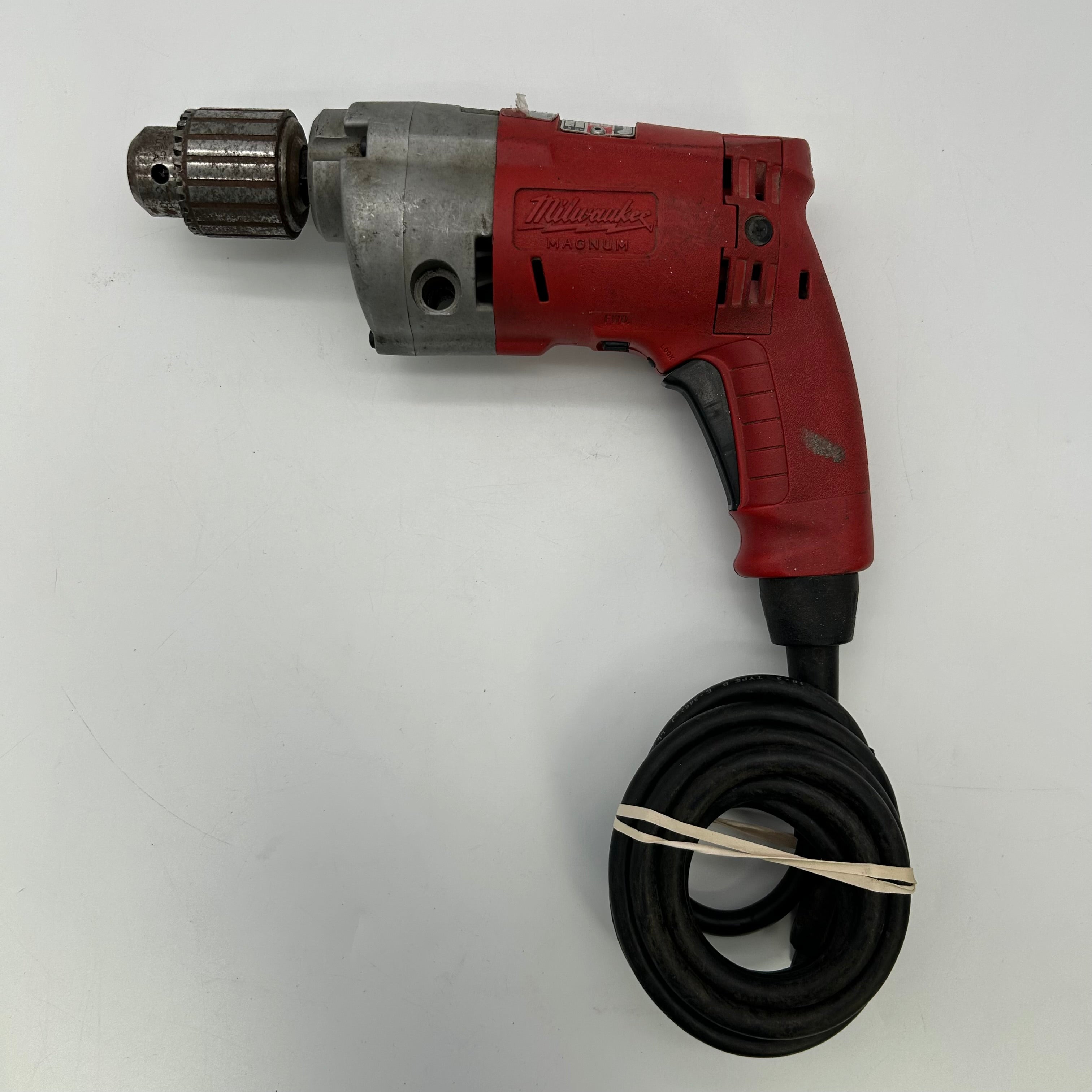 MILWAUKEE TOOLS 1/2" MAGNUM HOLE-SHOOTER DRILL 0234-1 w/ SIDE HANDLE CHUCK KEY