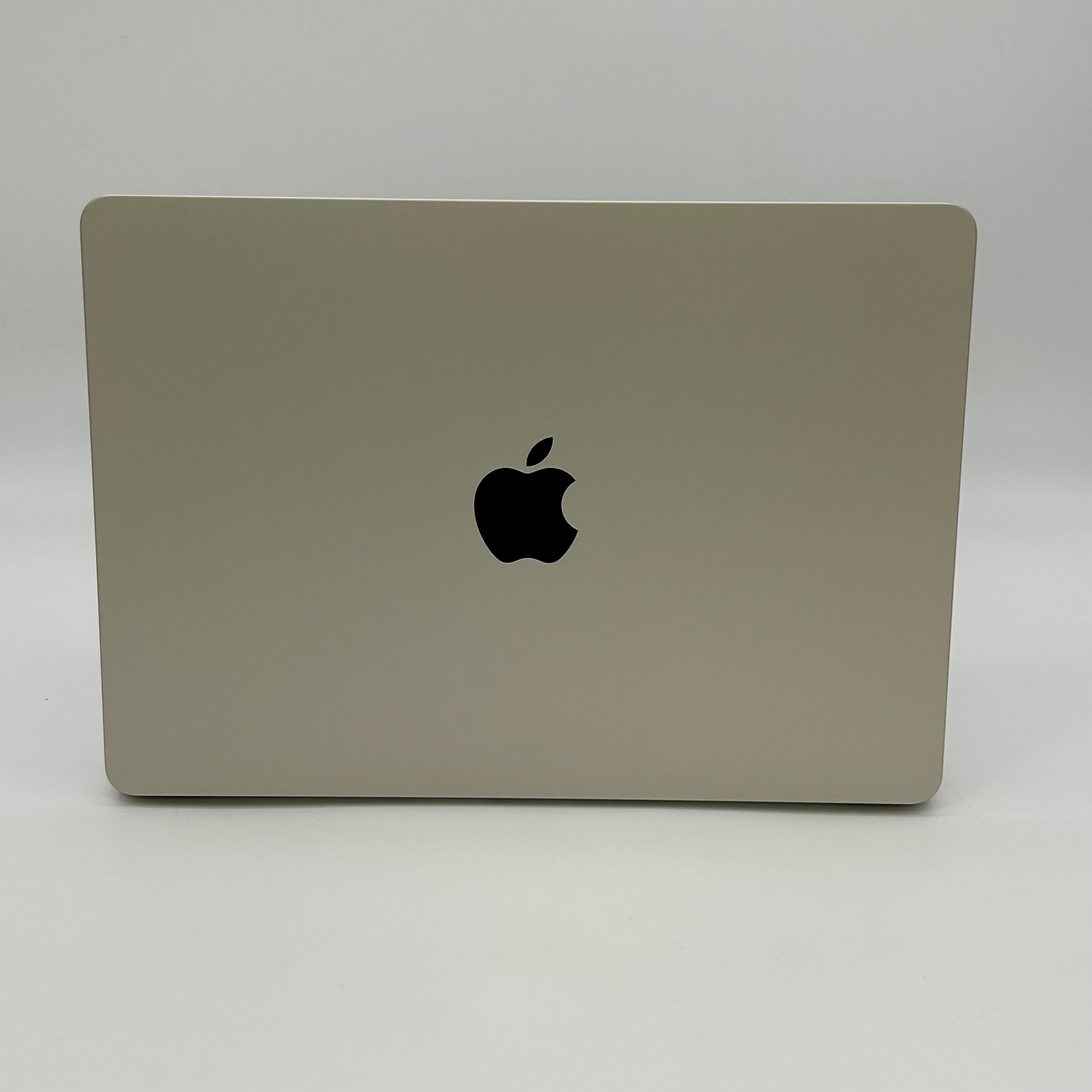 Apple MacBook Air 13.6" M2 8C GPU 3.5GHz 8GB RAM 256GB SSD A2681 - Starlight - Includes Front, Back, and Keyboard Case - Used