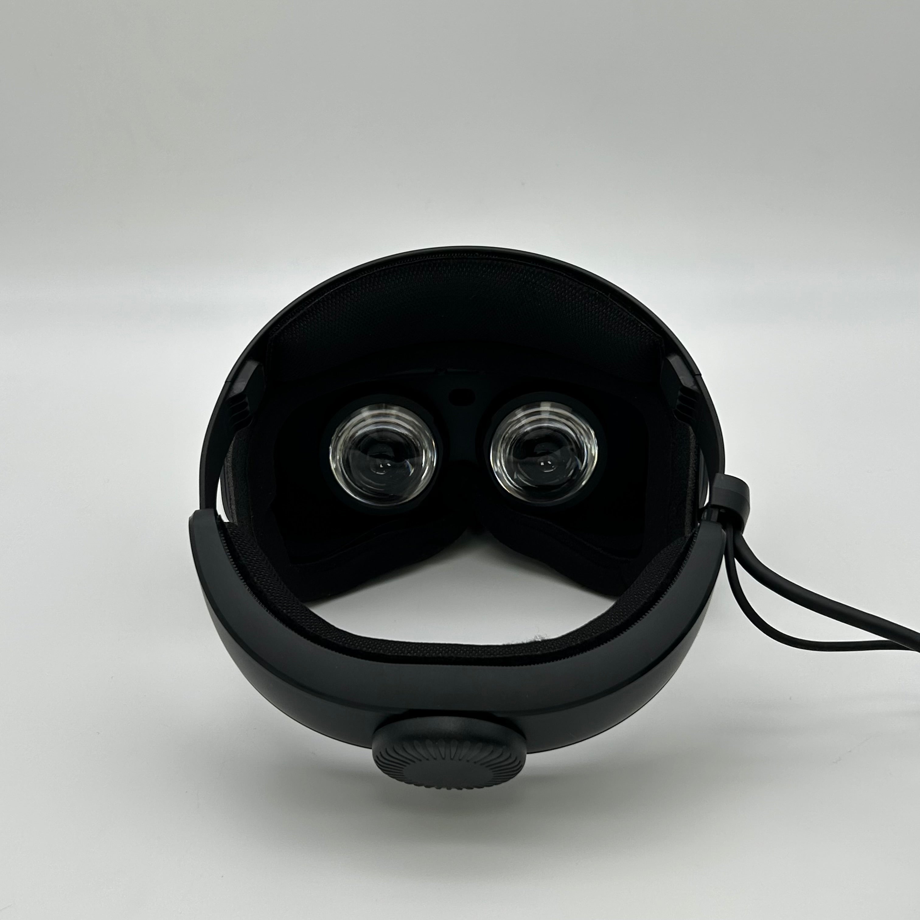Lenovo Explorer Headset  VR-2511N Set with Controllers - Untested/Parts Only